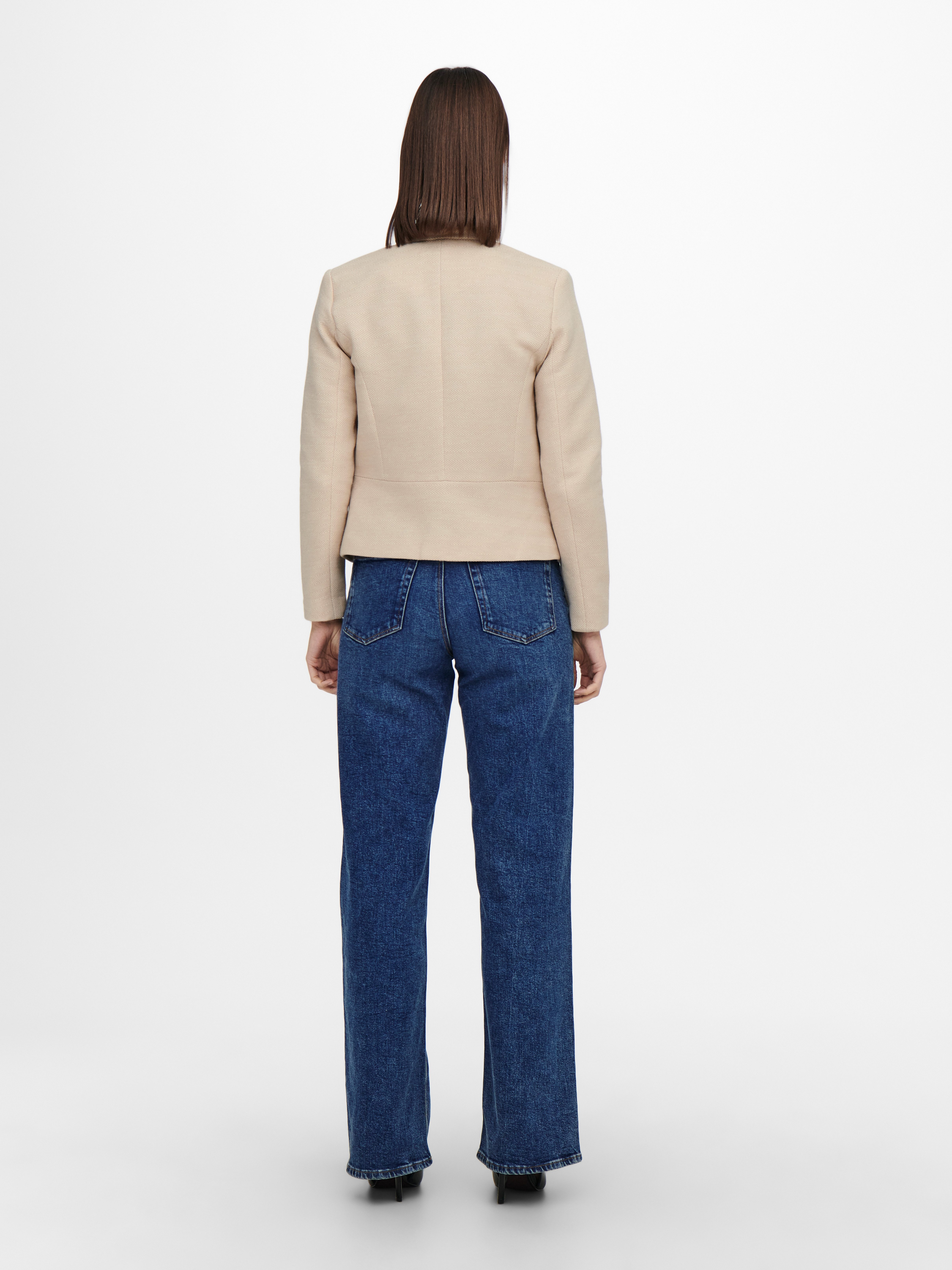 Only Korte blazer ONLADDY-LINEA L/S SHORT BLAZER CC TLR