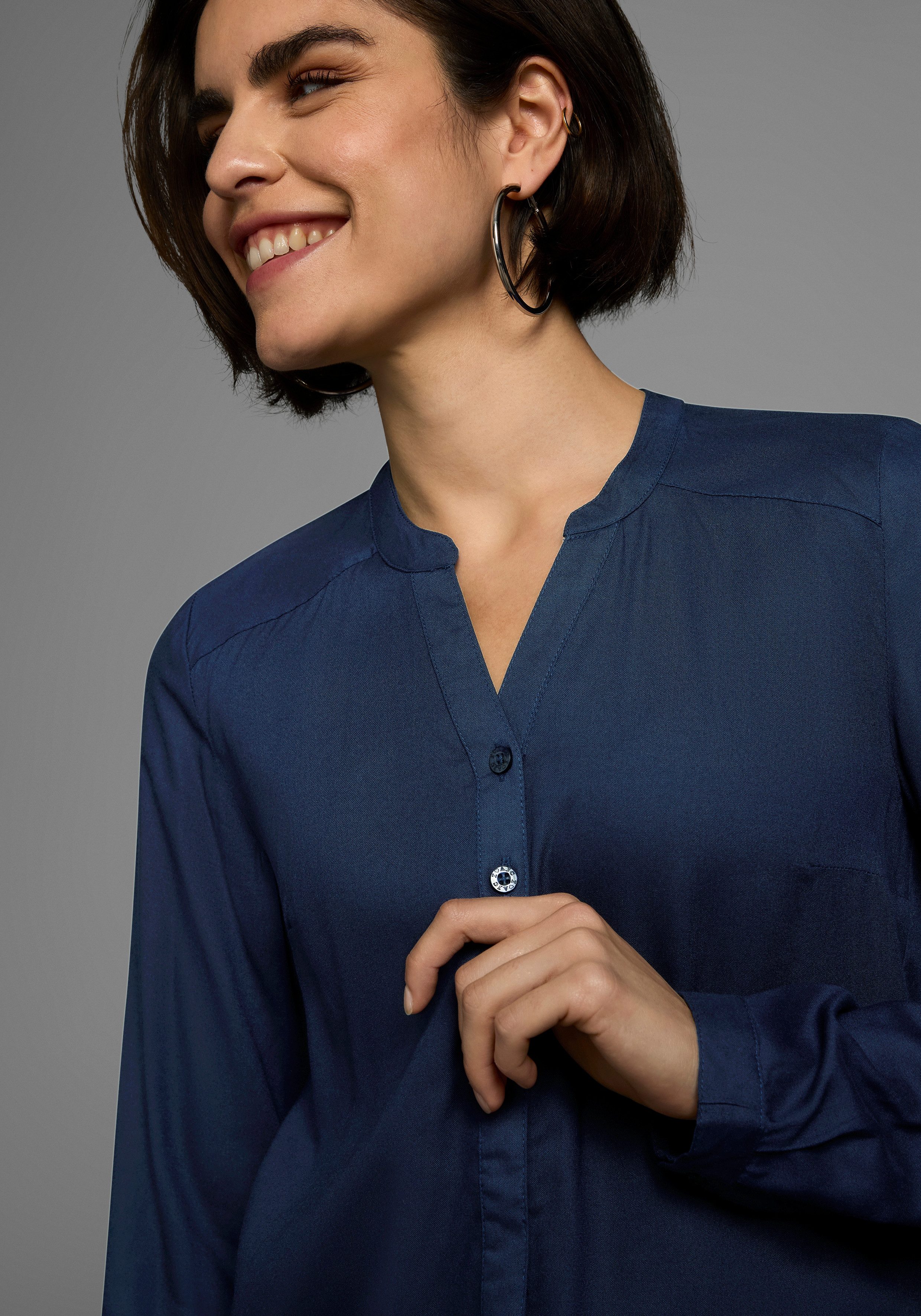 AJC Overhemdblouse van soepelvallende viscose