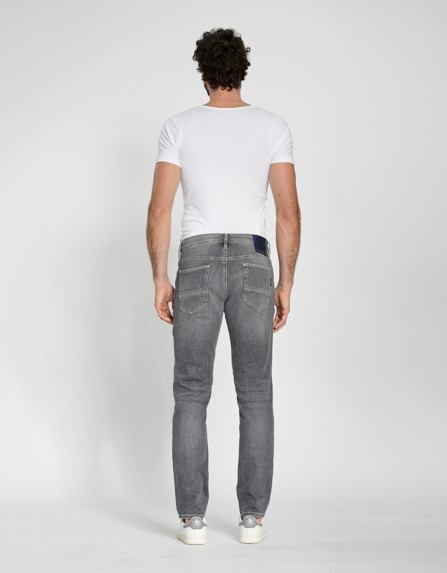 GANG 5-pocket jeans 94NICO in twee verschillende broeklengtes in 5-pocket stijl