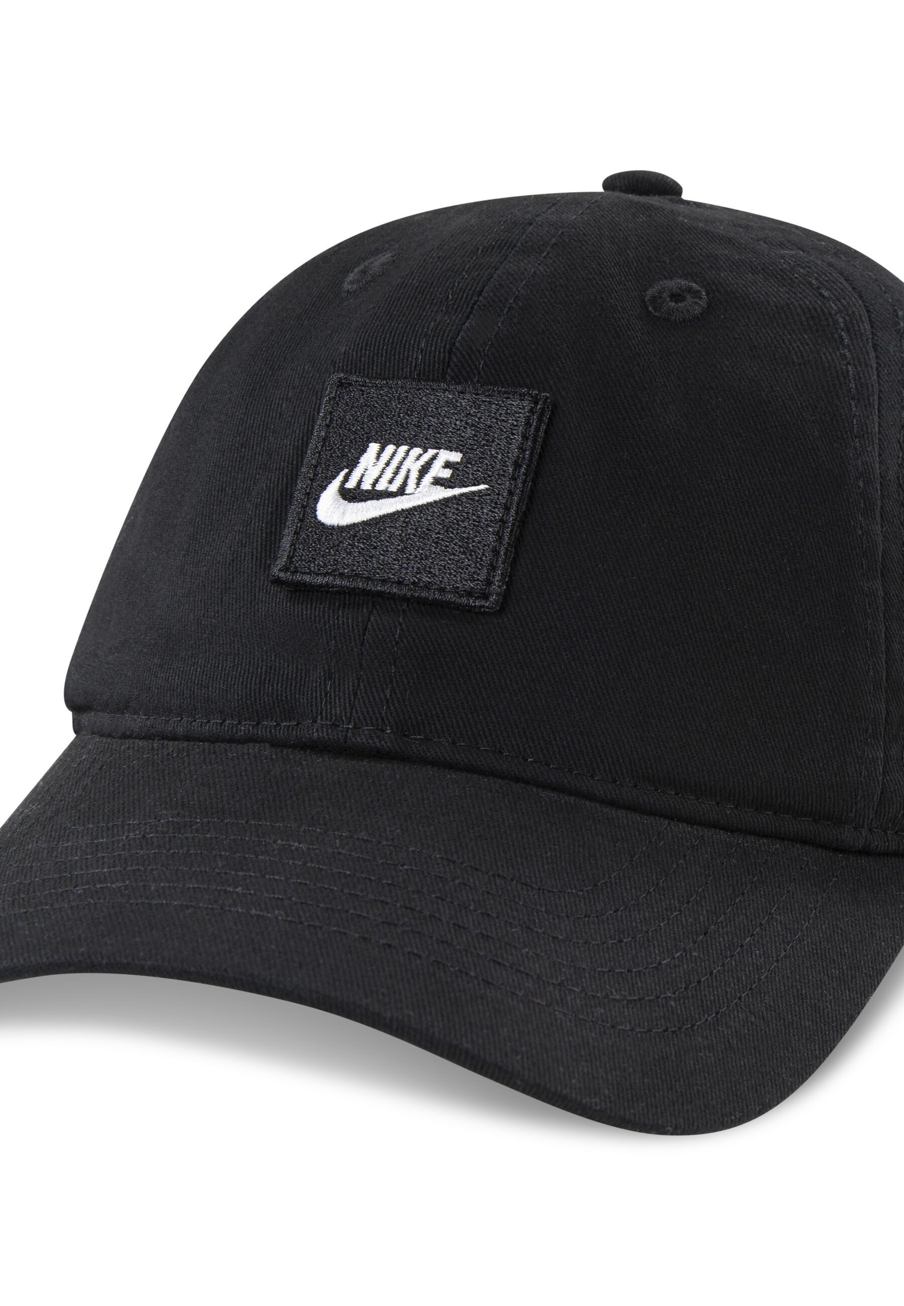 Nike Sportswear Baseball pet