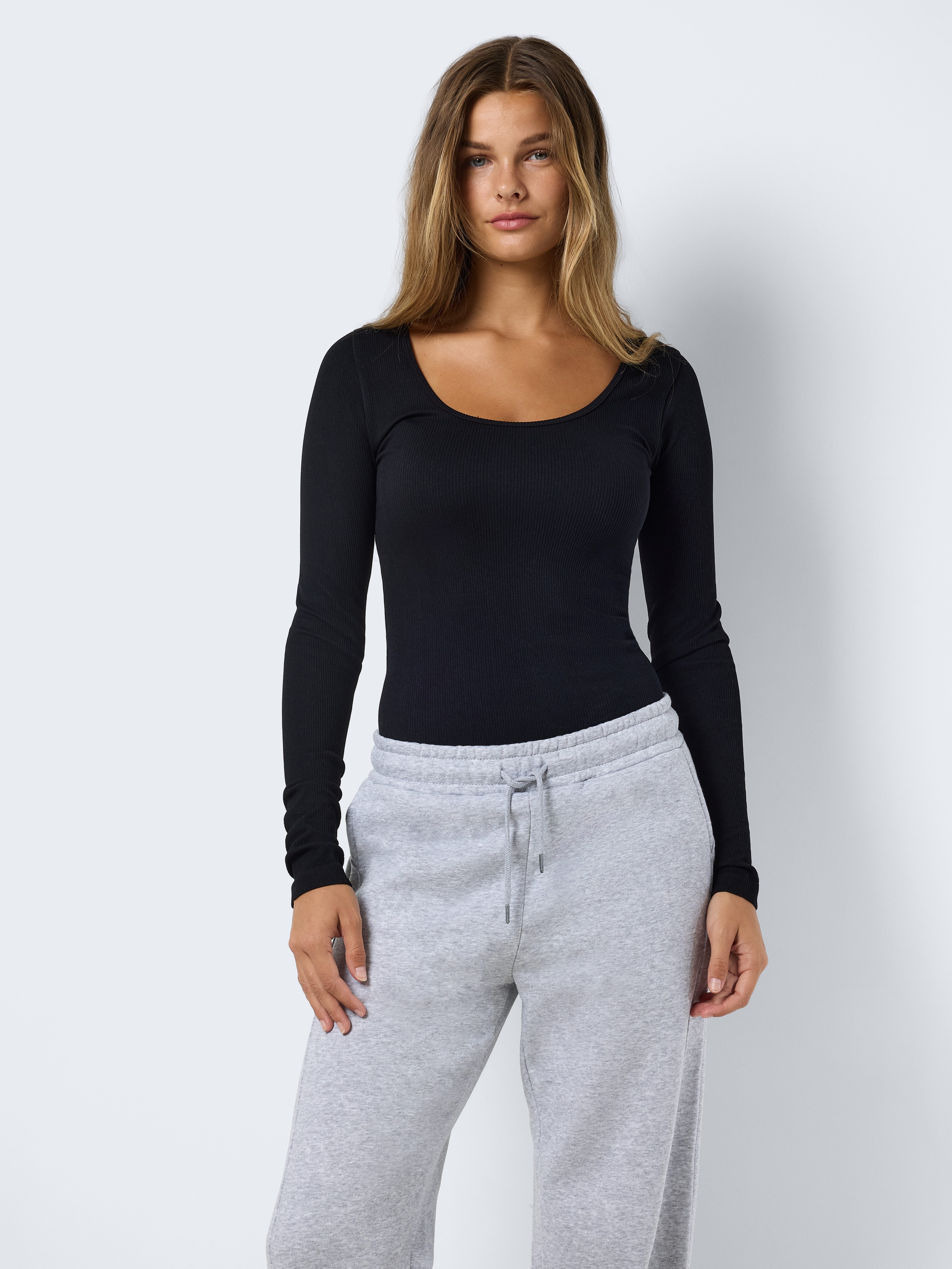 Noisy may Body met lange mouwen NMSOFINA L/S RIB BODYSUIT JRS NOOS