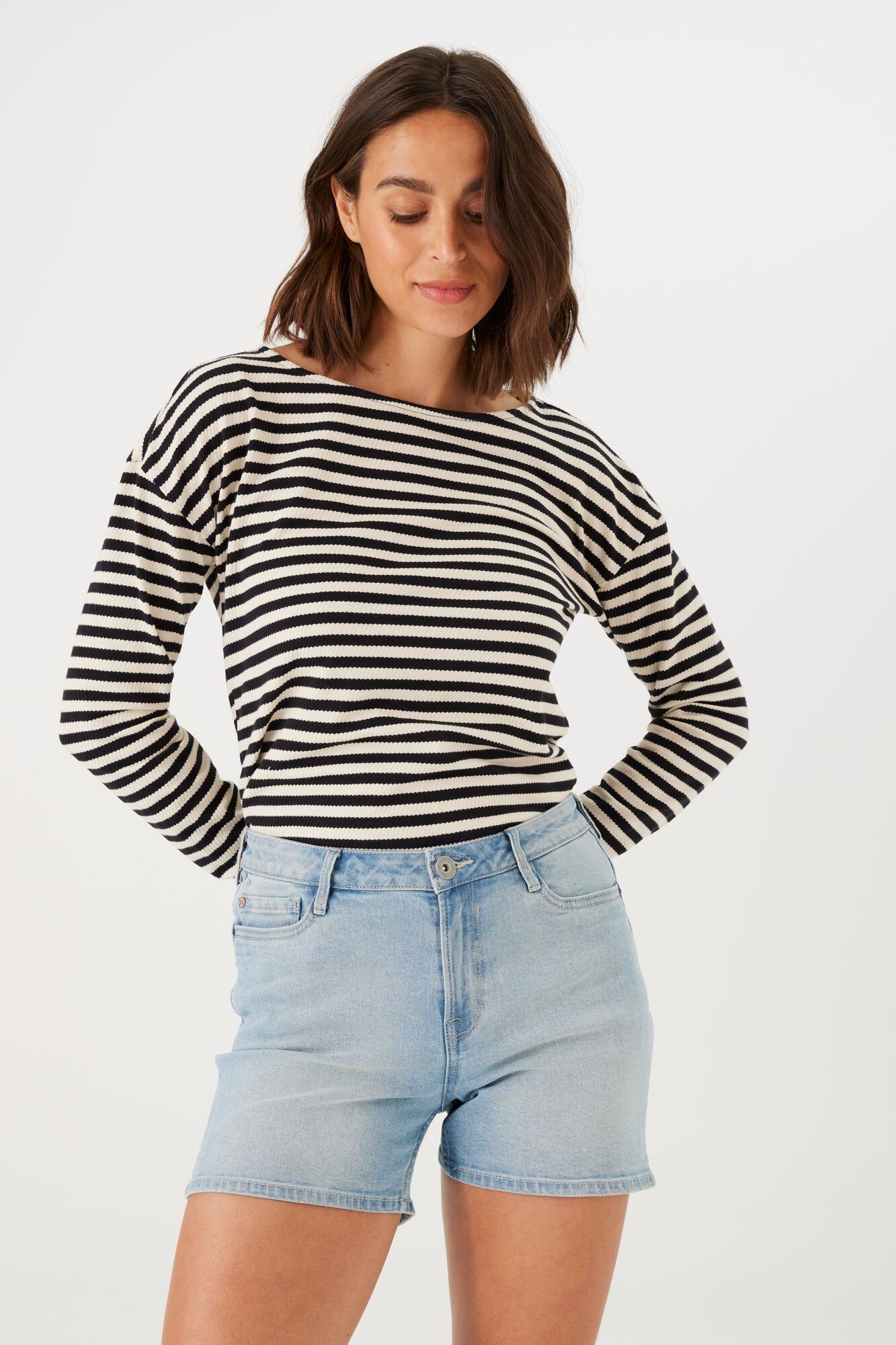 Garcia Bermuda Celia-slim fit In lichte used-look