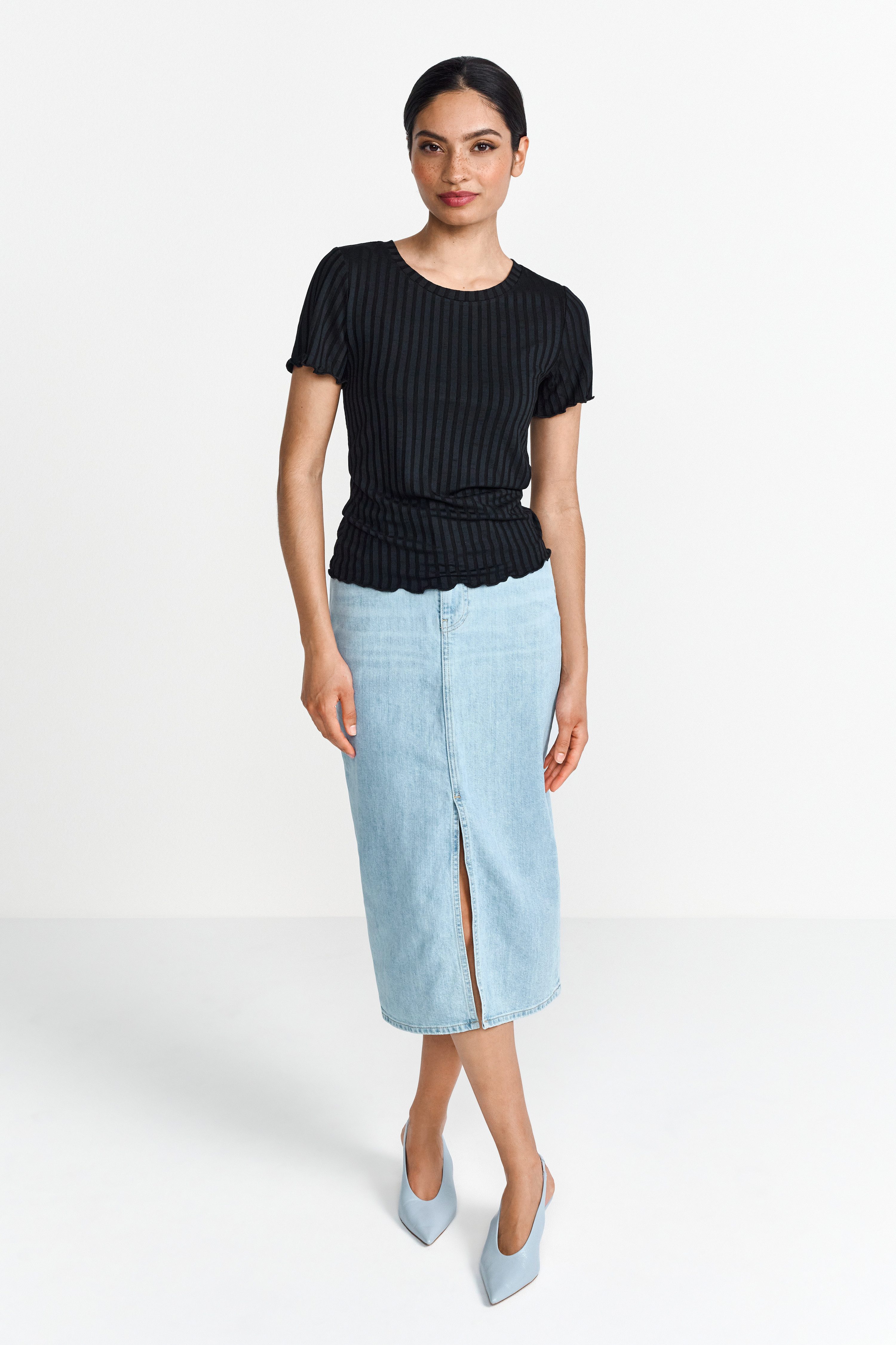 Rich & Royal Shirt met korte mouwen Met golvende zoom aan romp en mouwen
