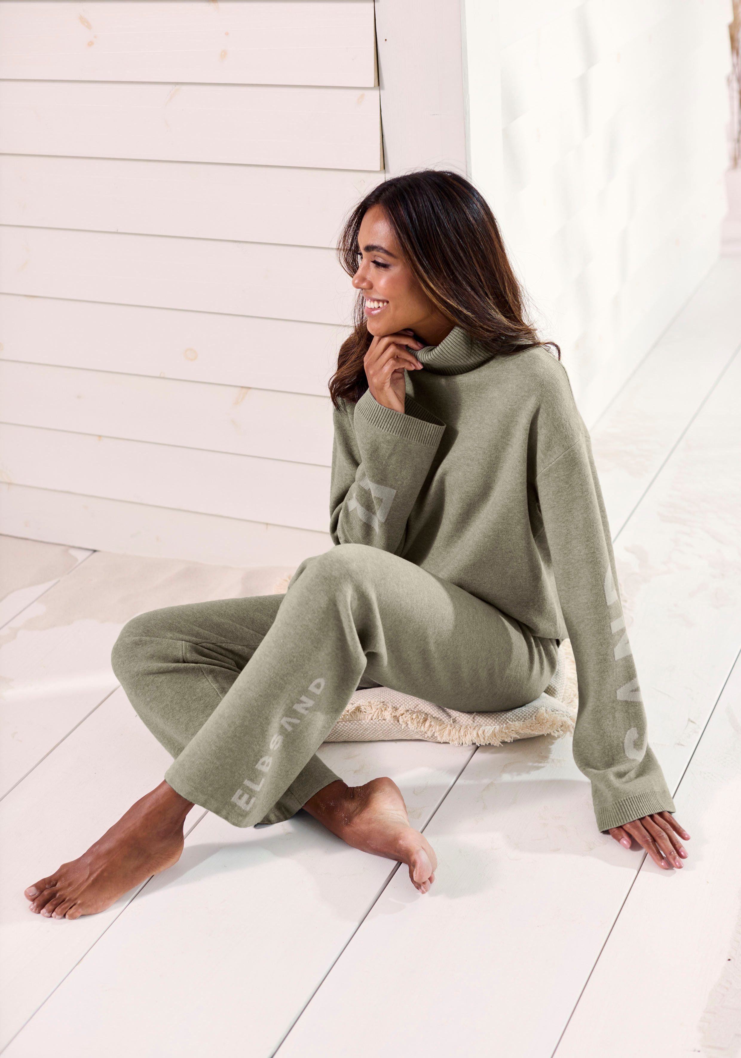 Elbsand Sweater Coltrui van zachte brei, loungewear