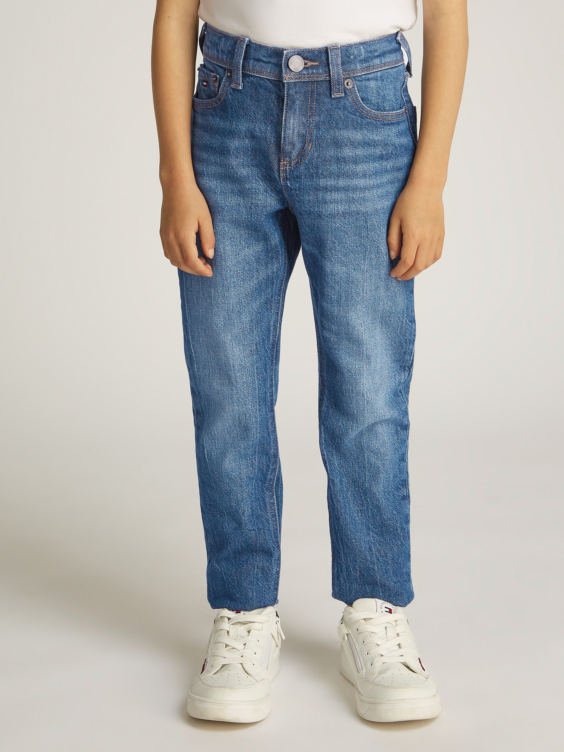 Tommy Hilfiger Straight jeans SCANTON Y met logo-borduursels, badge