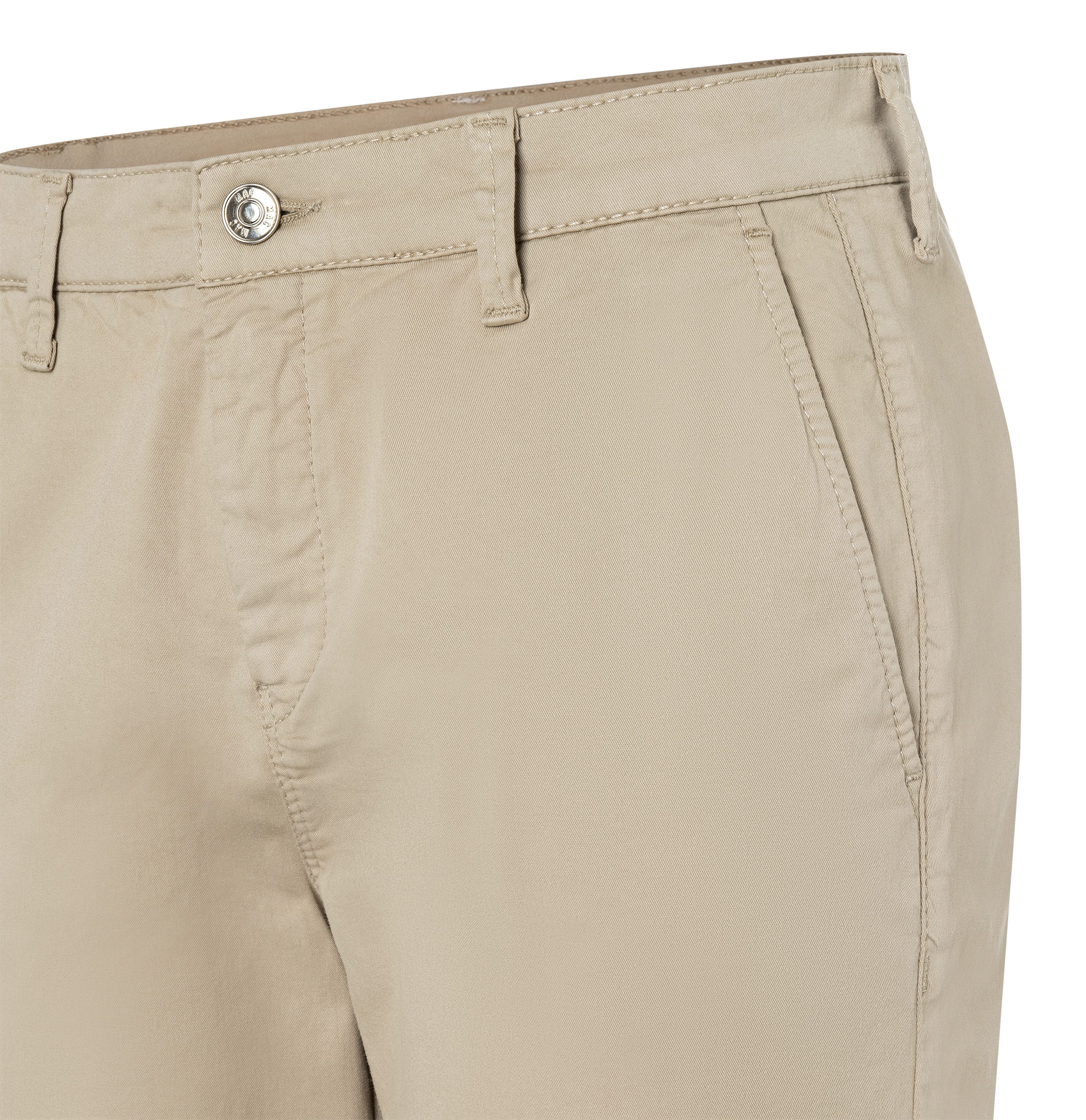 MAC Chino turn up met subtiele glans, elegant en sportief tegelijk