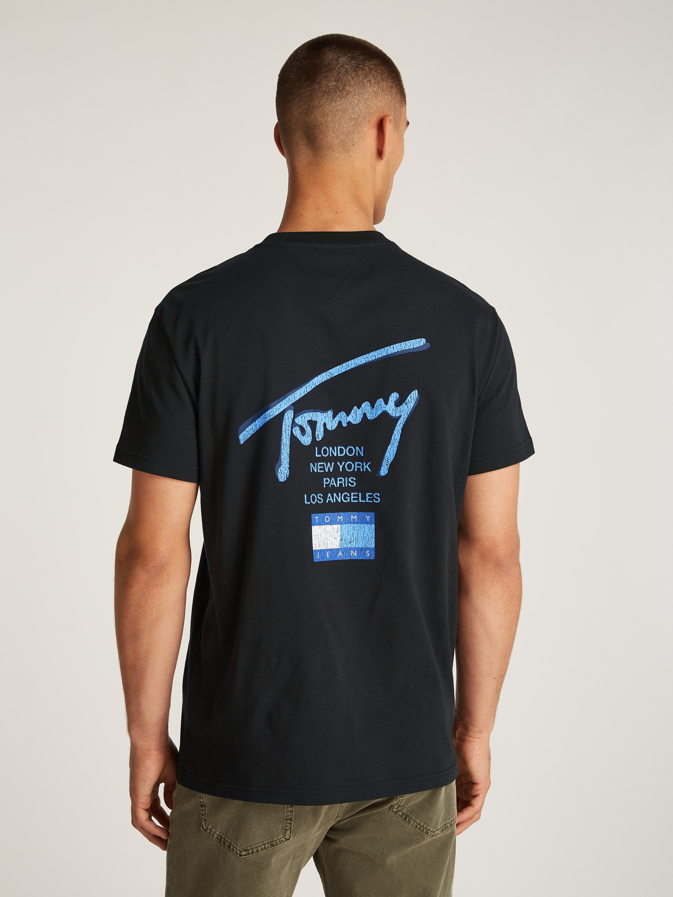 Tommy Jeans Plus Shirt met ronde hals TJM REG TOMMY SIGN CITY TEE EXT in grote maten, logoborduring op de mouw, logoprint