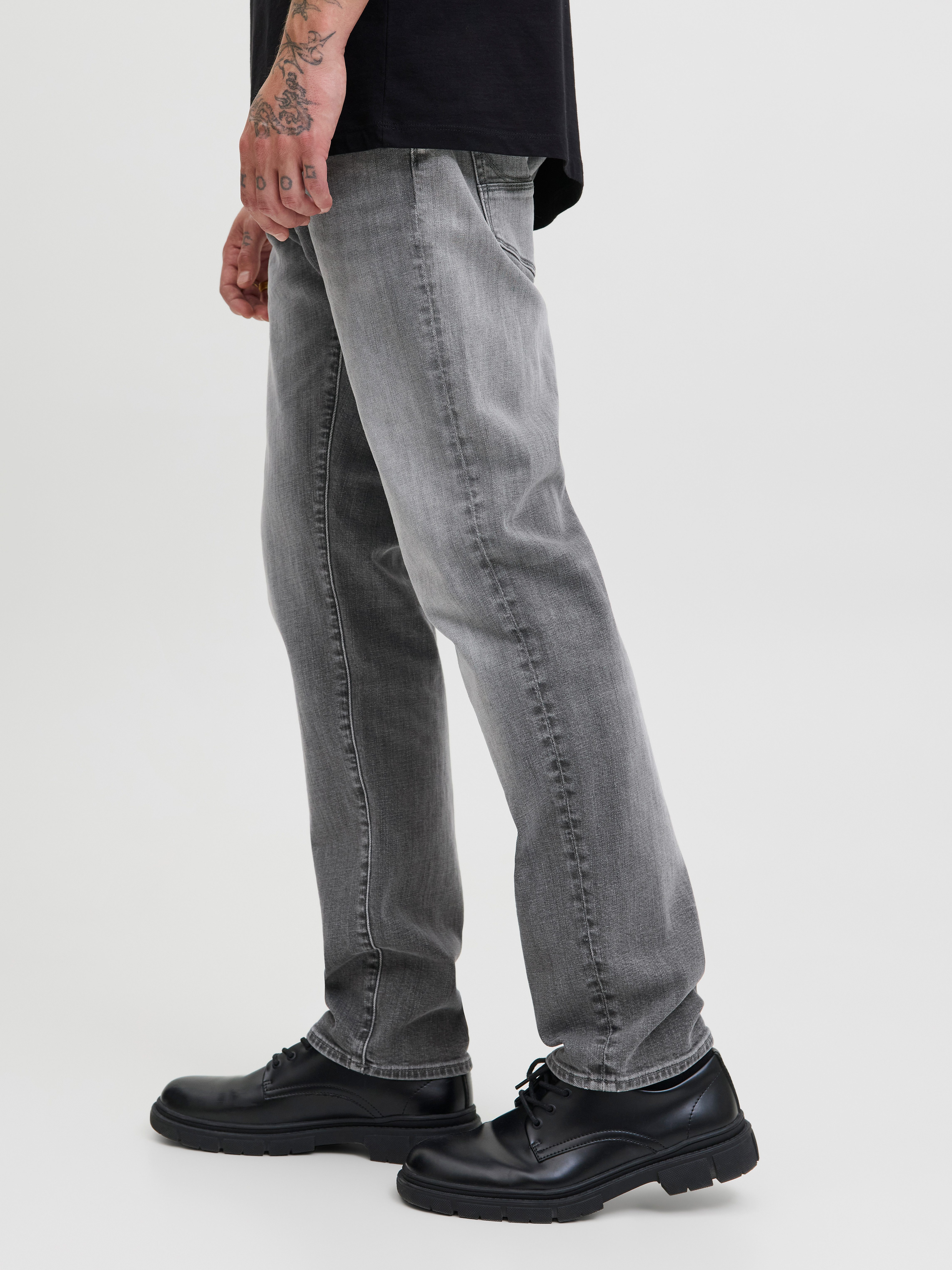 Jack & Jones Comfort fit jeans JJIMIKE JJFOX CB 08