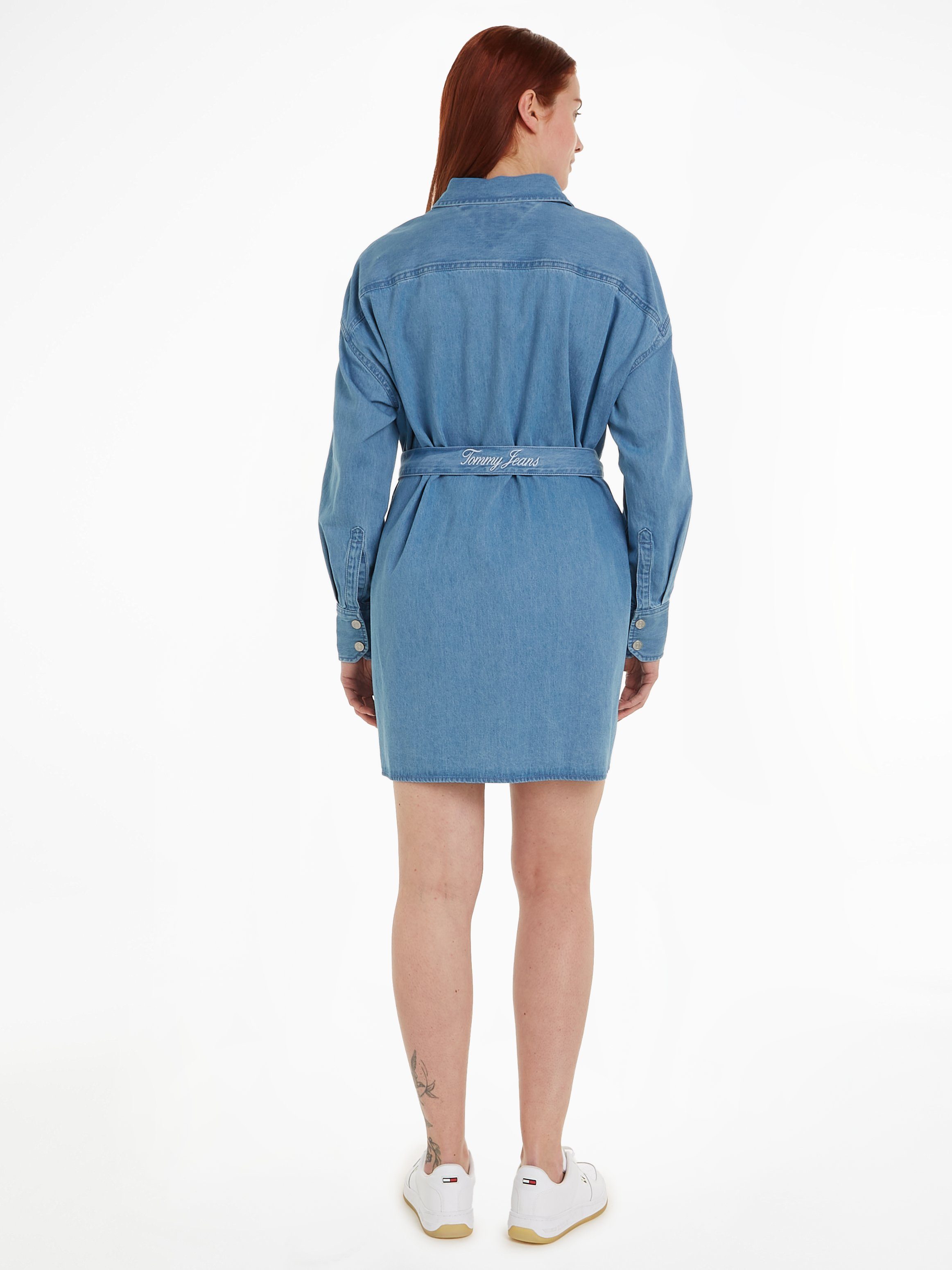 Tommy Jeans Curve Shirtjurk TJW BELTED DENIM SHIRT DRESS EXT