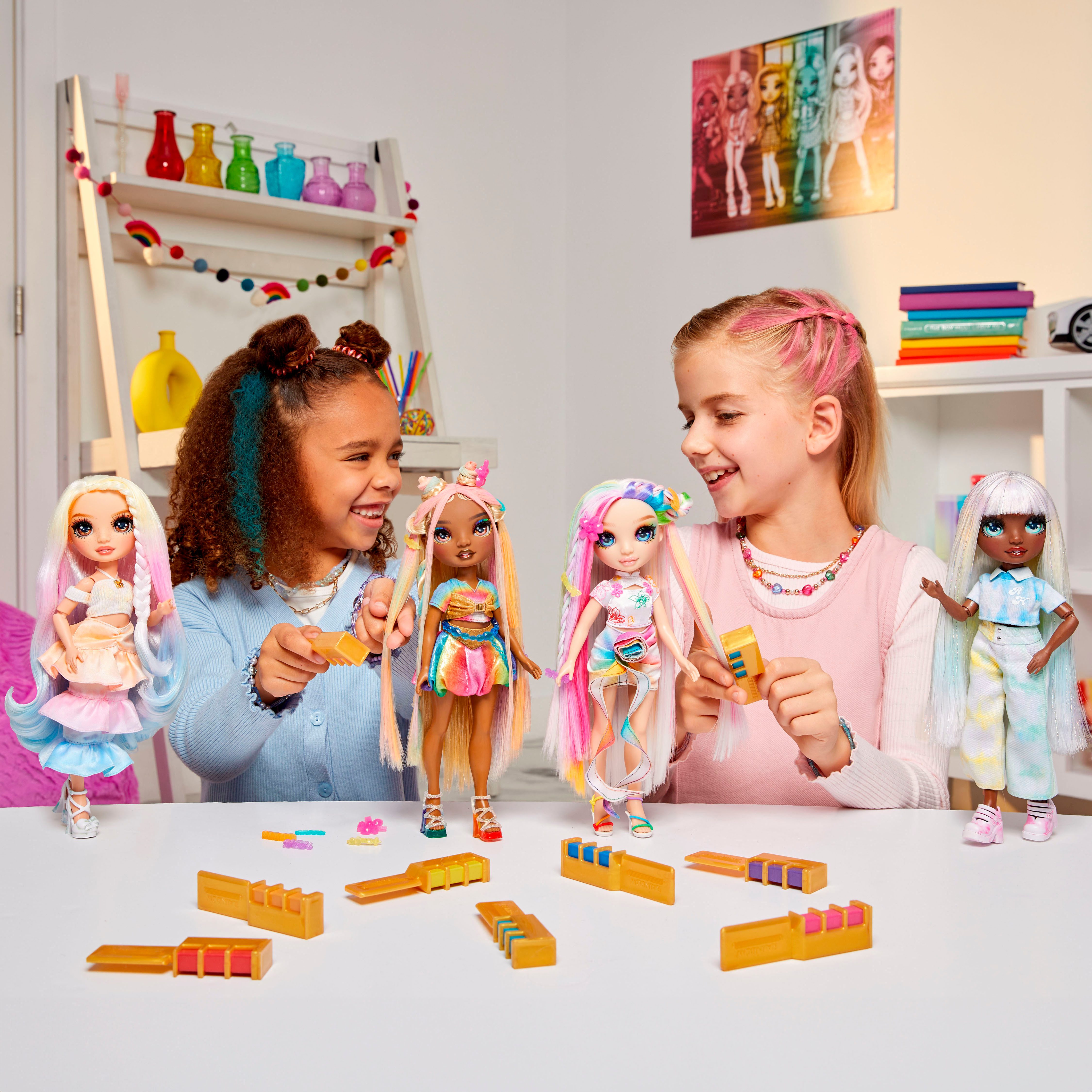 RAINBOW HIGH Aankleedpop Rainbow High Hair Chalk & Style Doll- Amaya (Rainbow)
