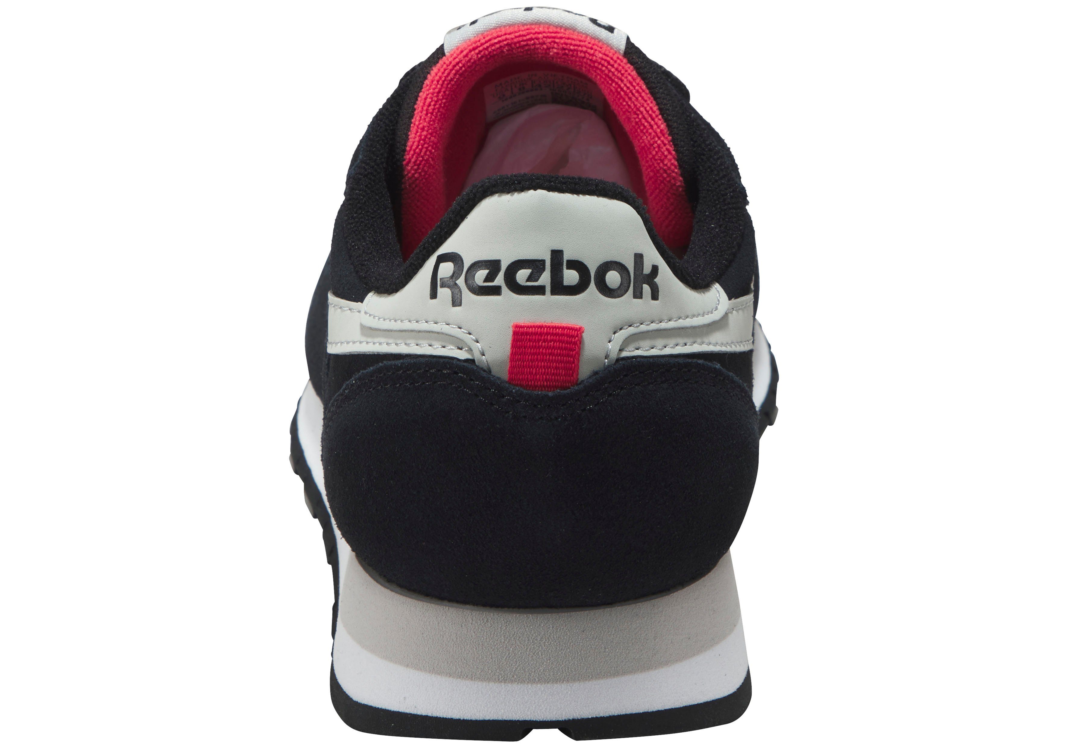 Reebok Classic Sneakers