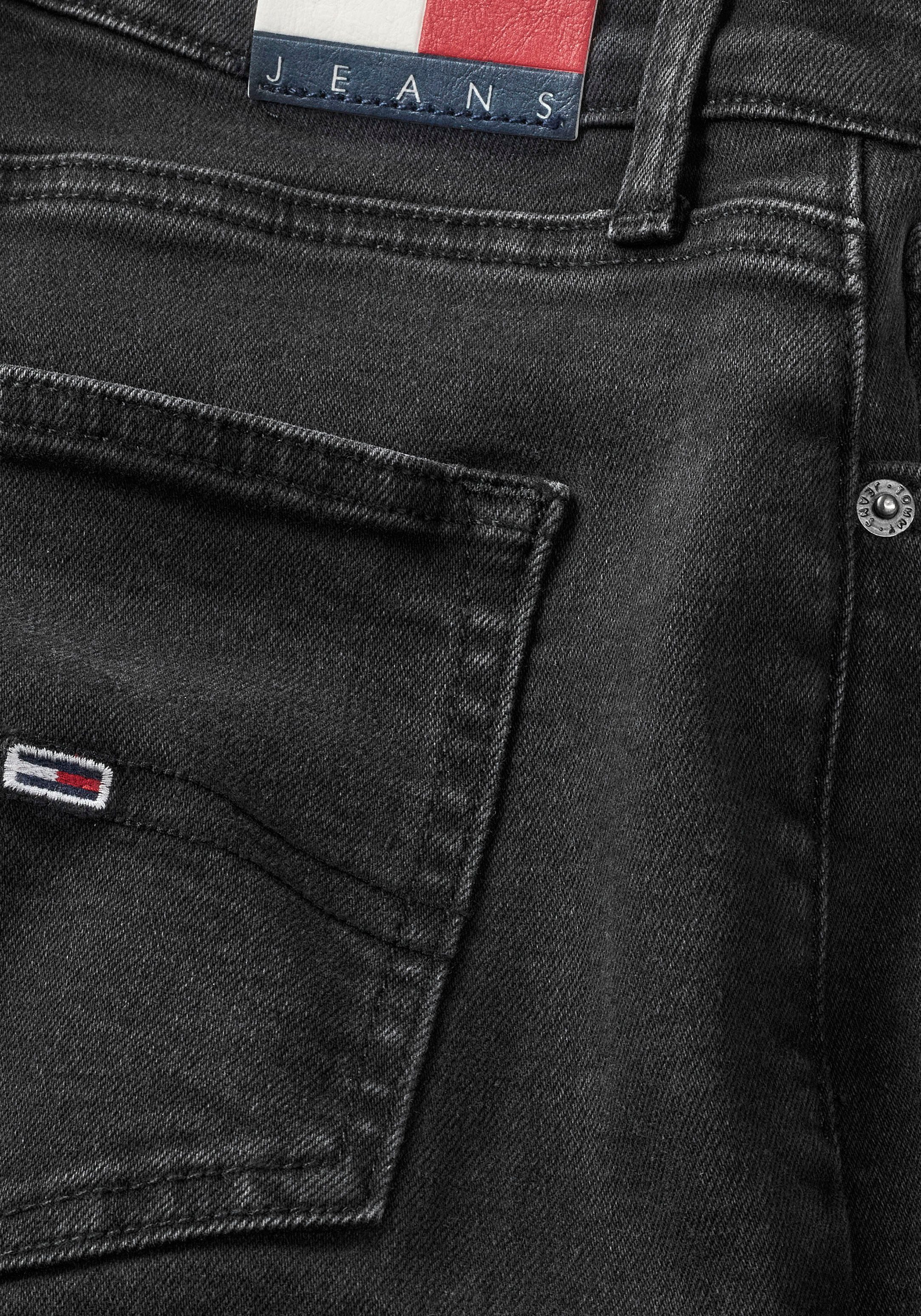 TOMMY JEANS Skinny fit Jeans SYLVIA HR SSKN CG4 met logo badge en label vlaggen