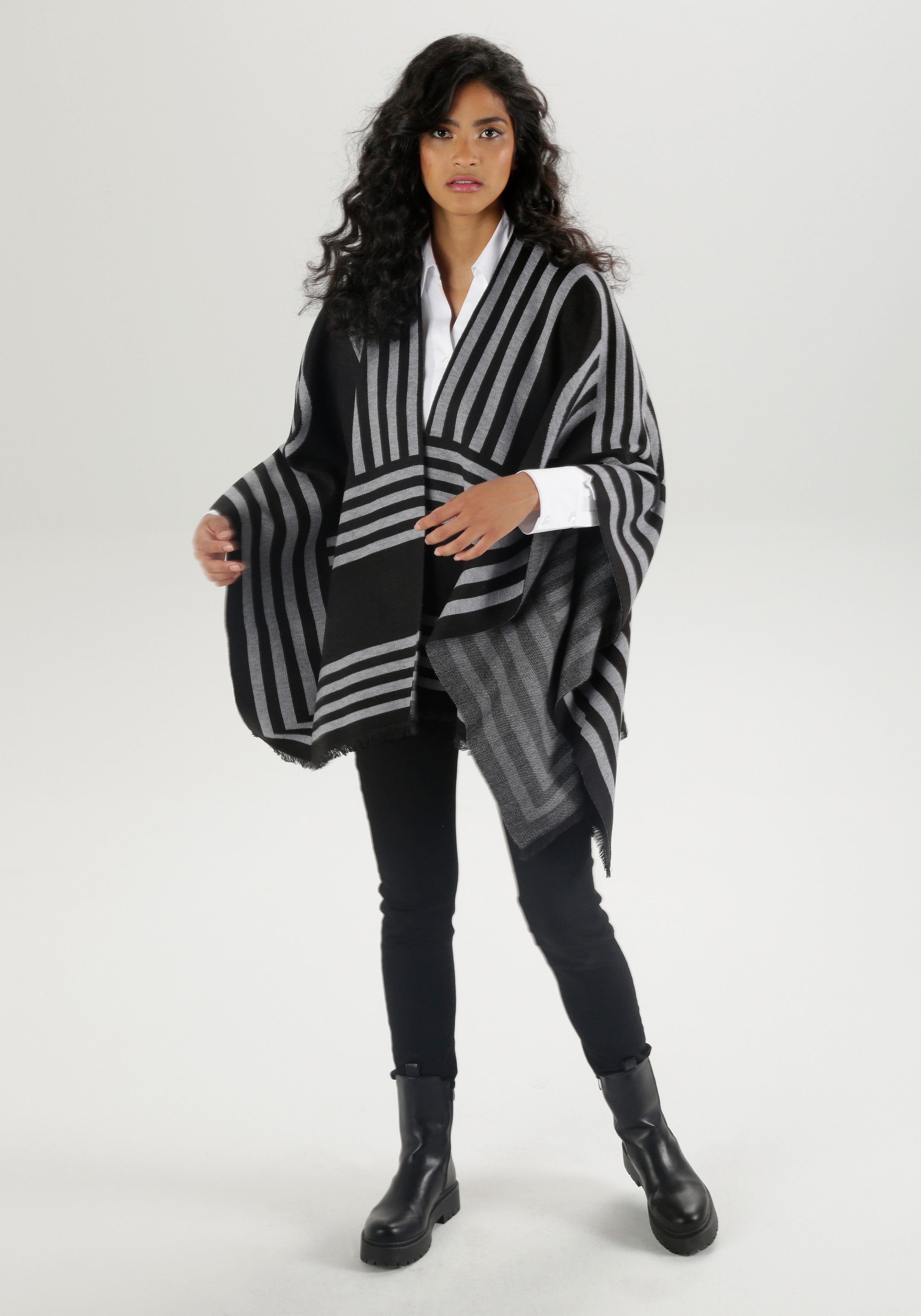 Aniston SELECTED Gebreide poncho cape met franjes