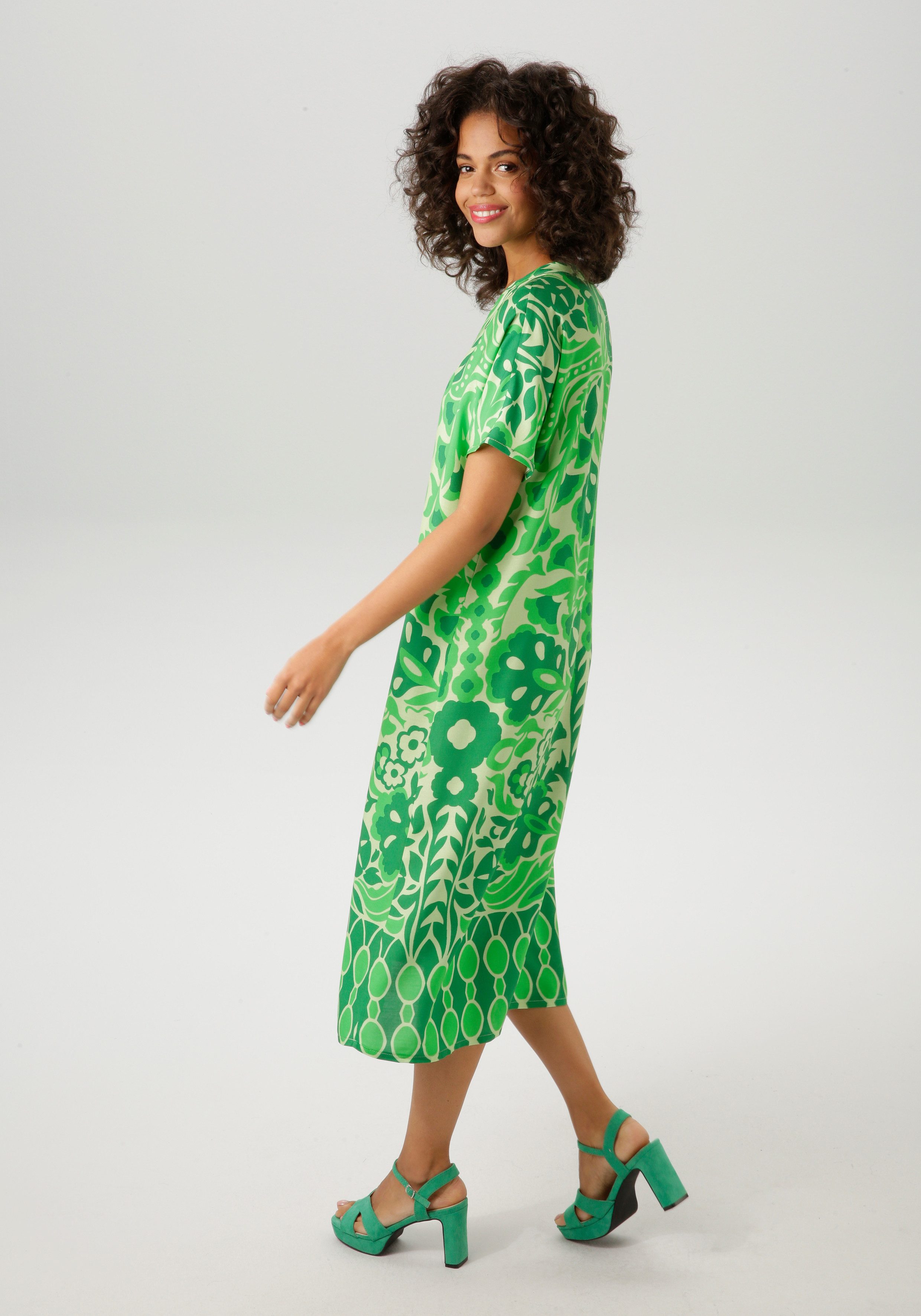 Aniston CASUAL Zomerjurk met extravagante, grafische print - nieuwe collectie