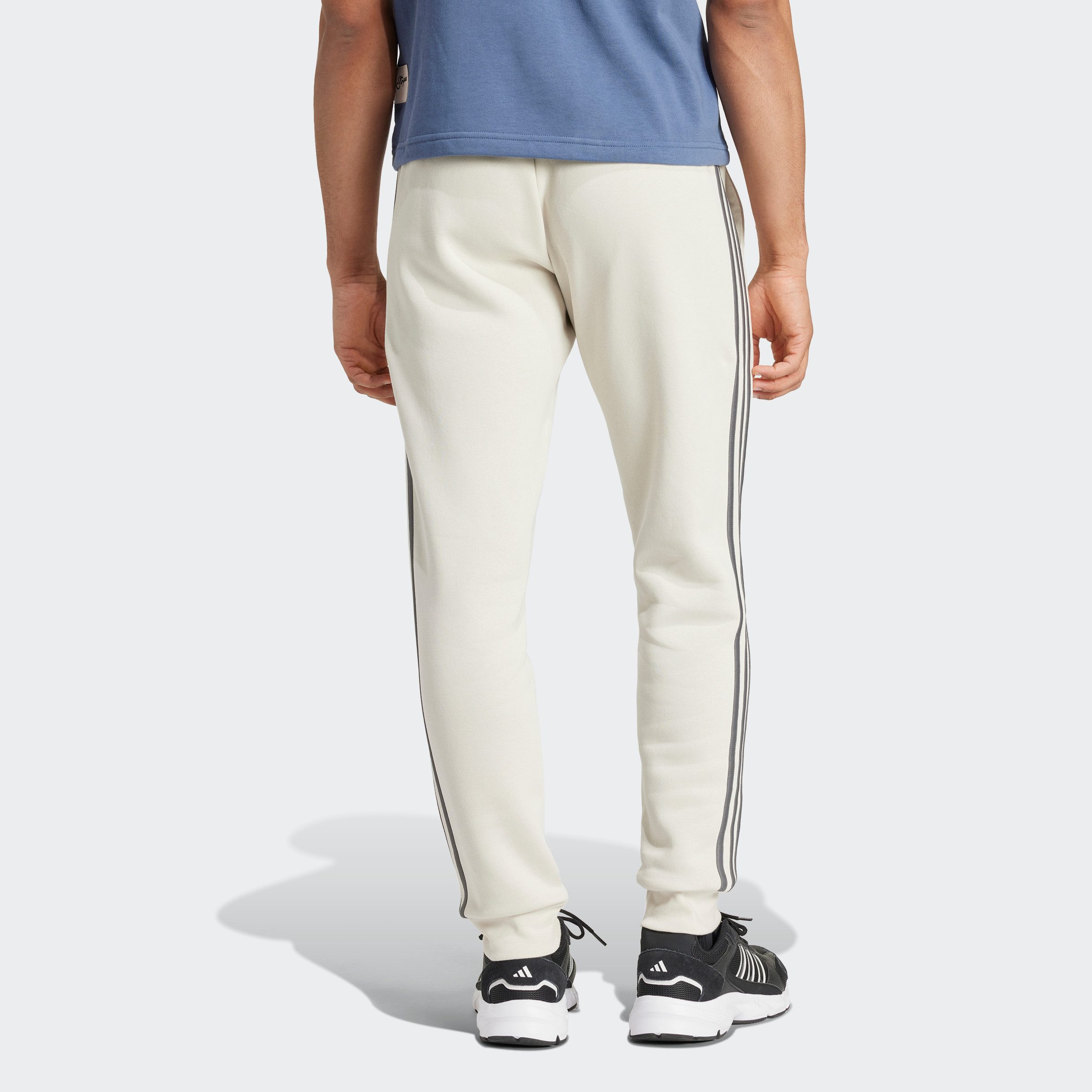 adidas Sportswear Sportbroek ESSENTIALS 3STRIPES TAPERED CUFF BROEK (1-delig)