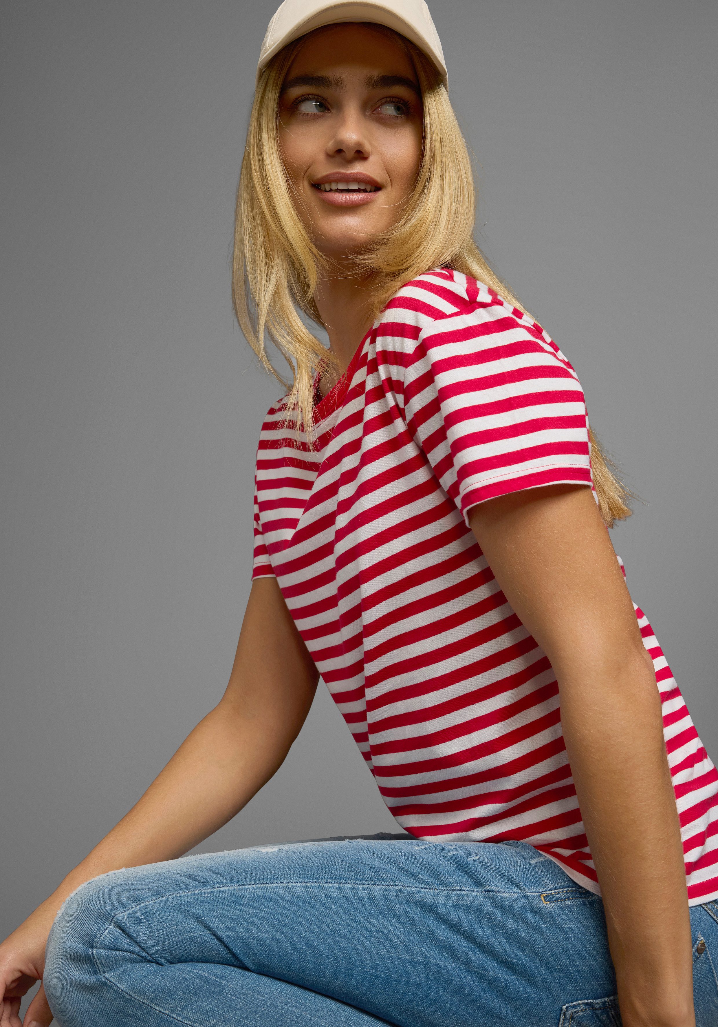 AJC T-shirt Korte mouwen, getailleerde snit, gestreept, ronde hals