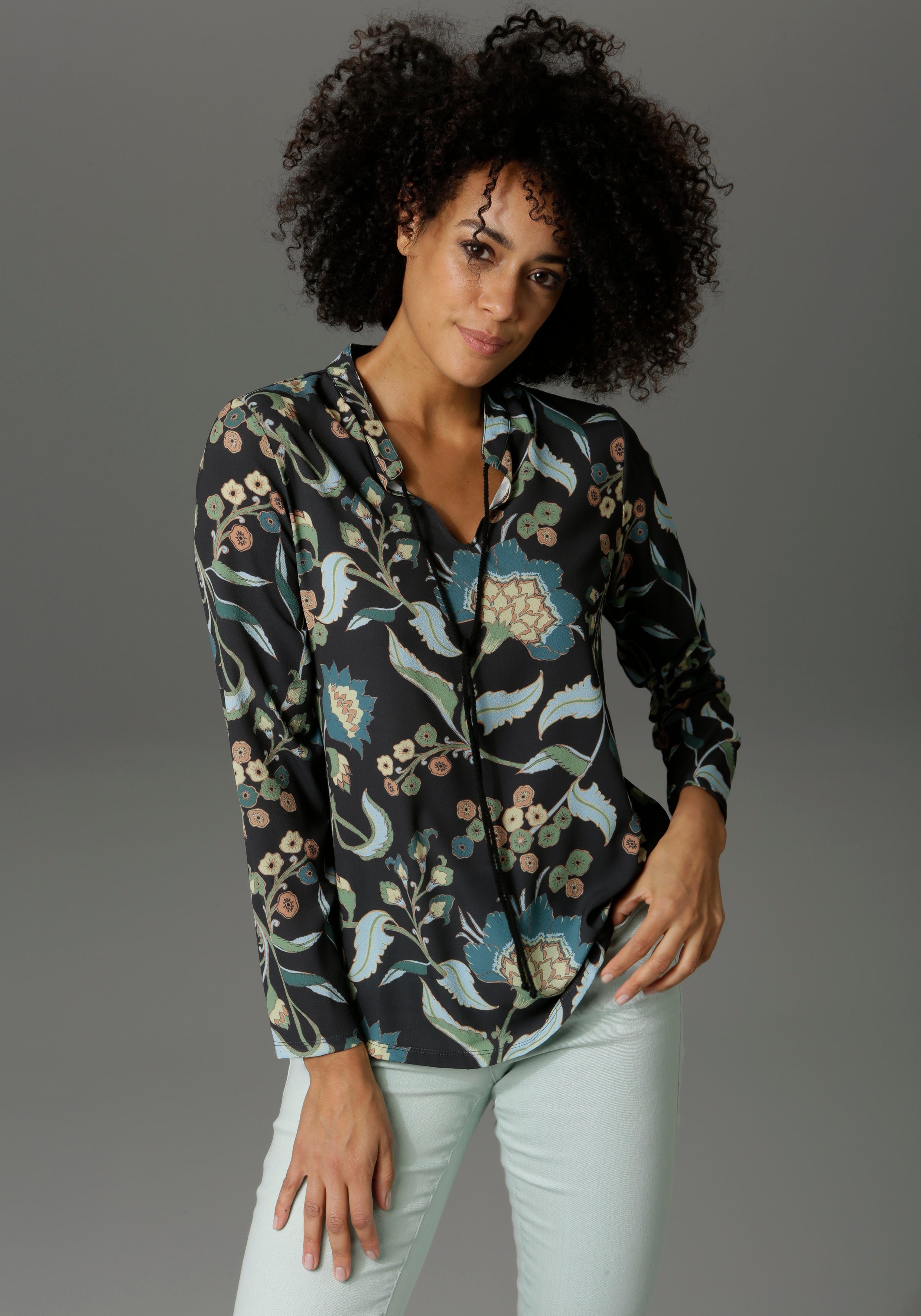 Aniston CASUAL Blouse zonder sluiting met schilderachtige bloemenprint