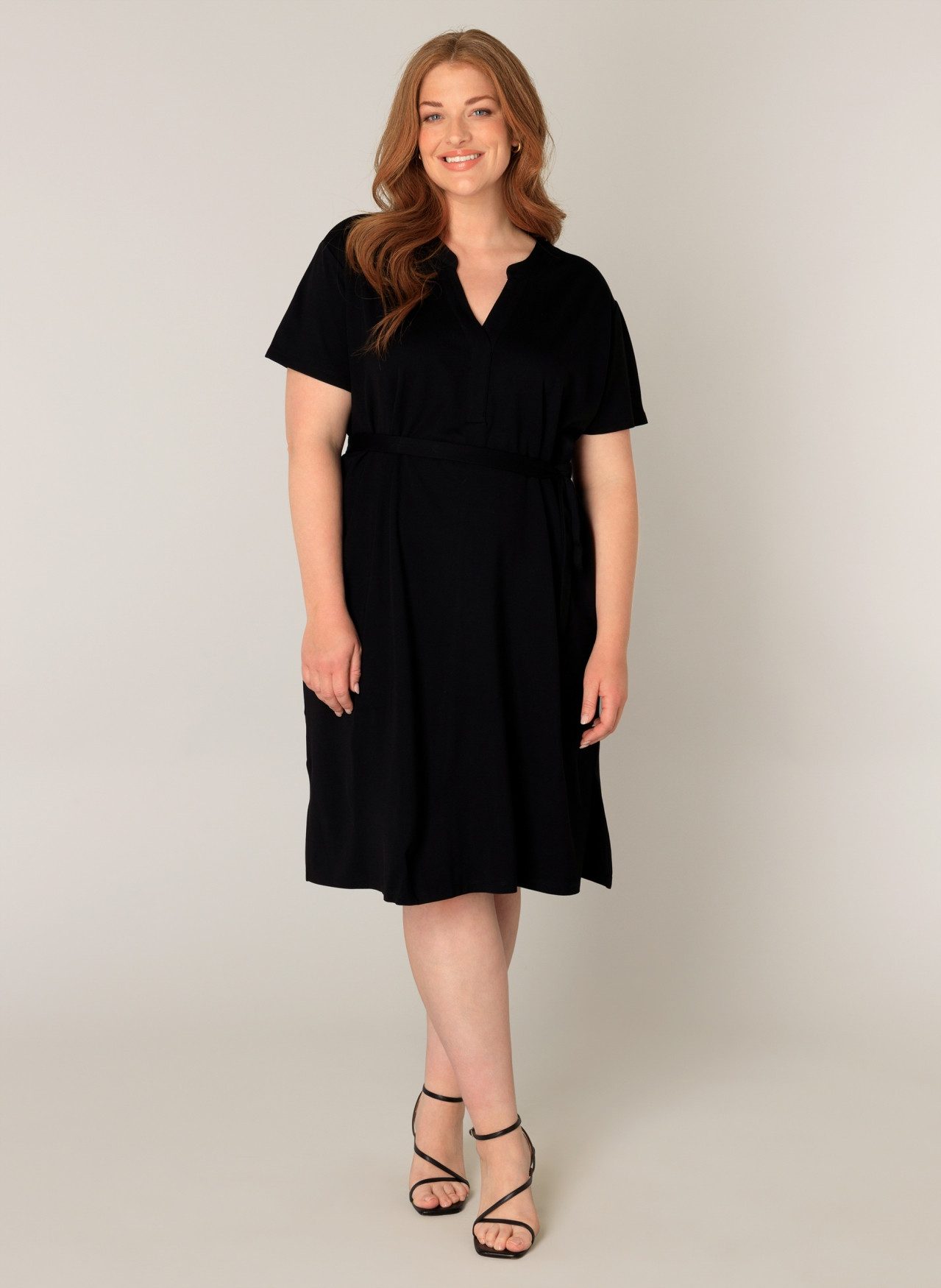 Base Level Curvy Zomerjurk met een bindceintuur