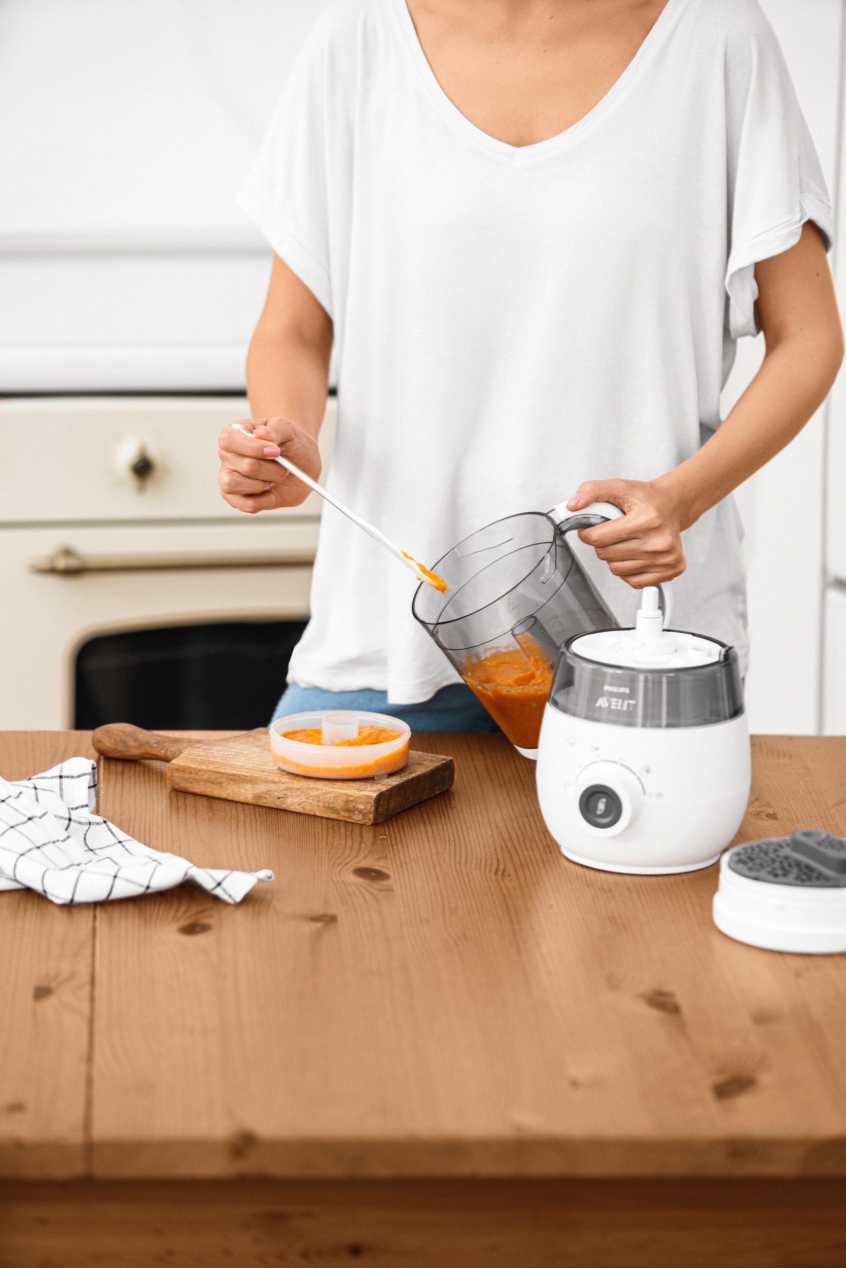 Philips AVENT Babyvoedingmaker SCF883/01 4-in-1 functie, stomen, mixen, ontdooien, opwarmen