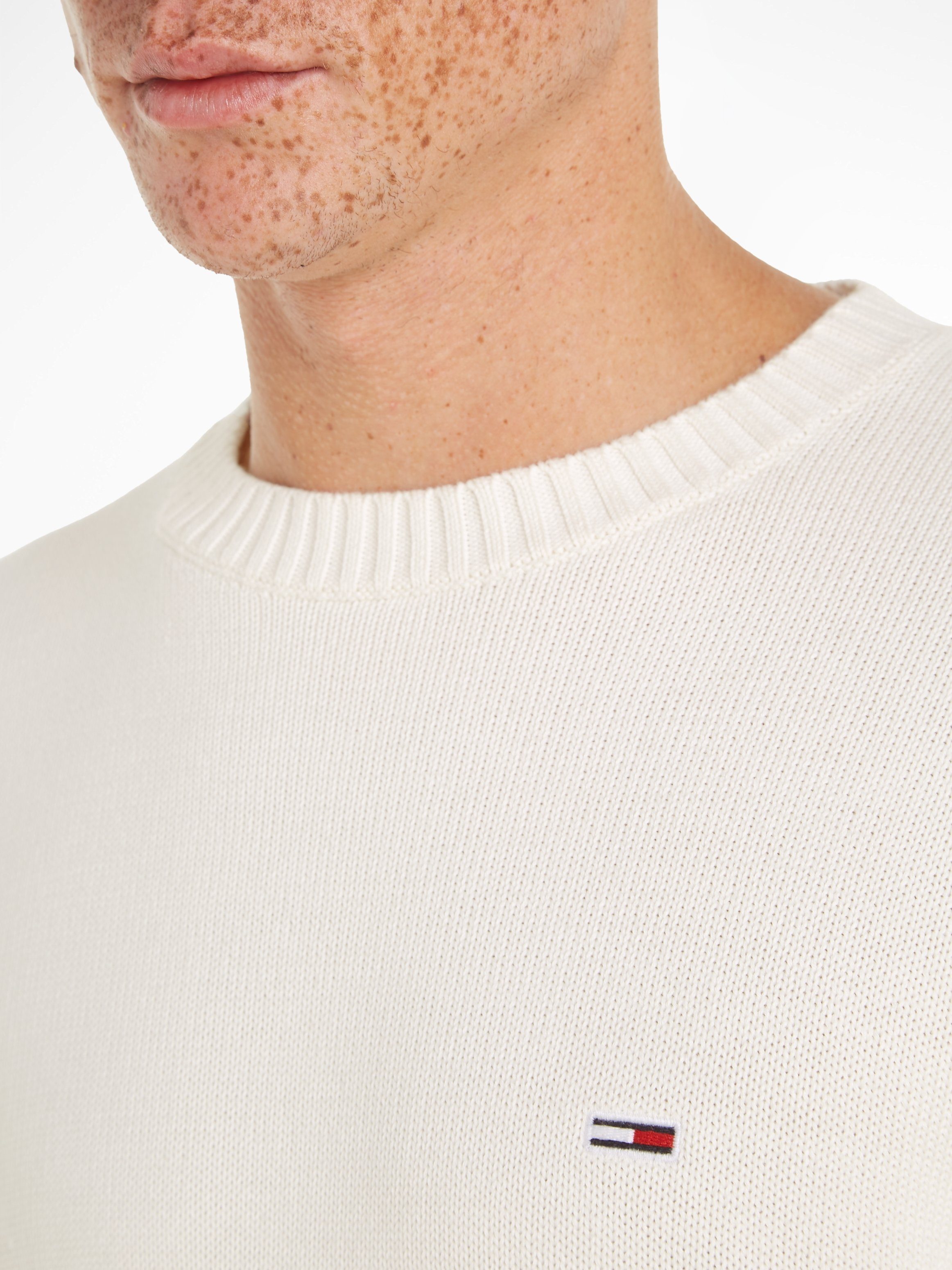 TOMMY JEANS Gebreide trui TJM SLIM ESSNTLS C-NECK SWEATER