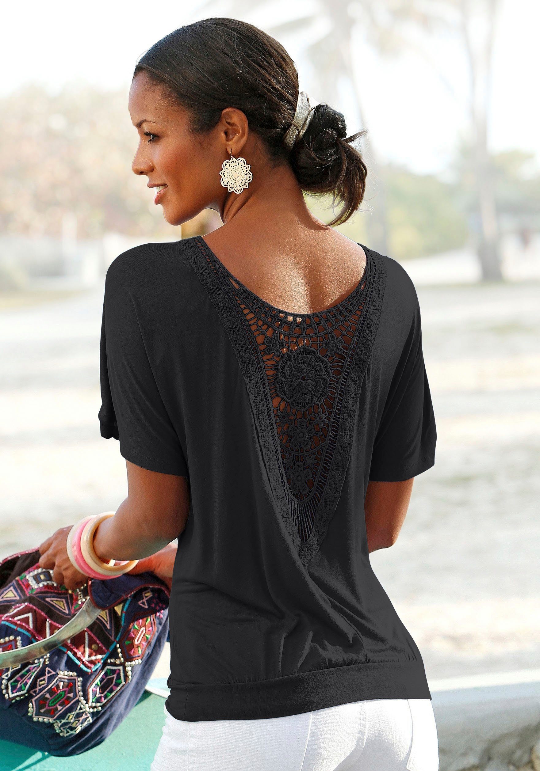 Lascana Strandshirt met gehaakt inzet op de rug, t-shirt, wijde pasvorm, luchtig en los dames shirts maat 52/54 zwart