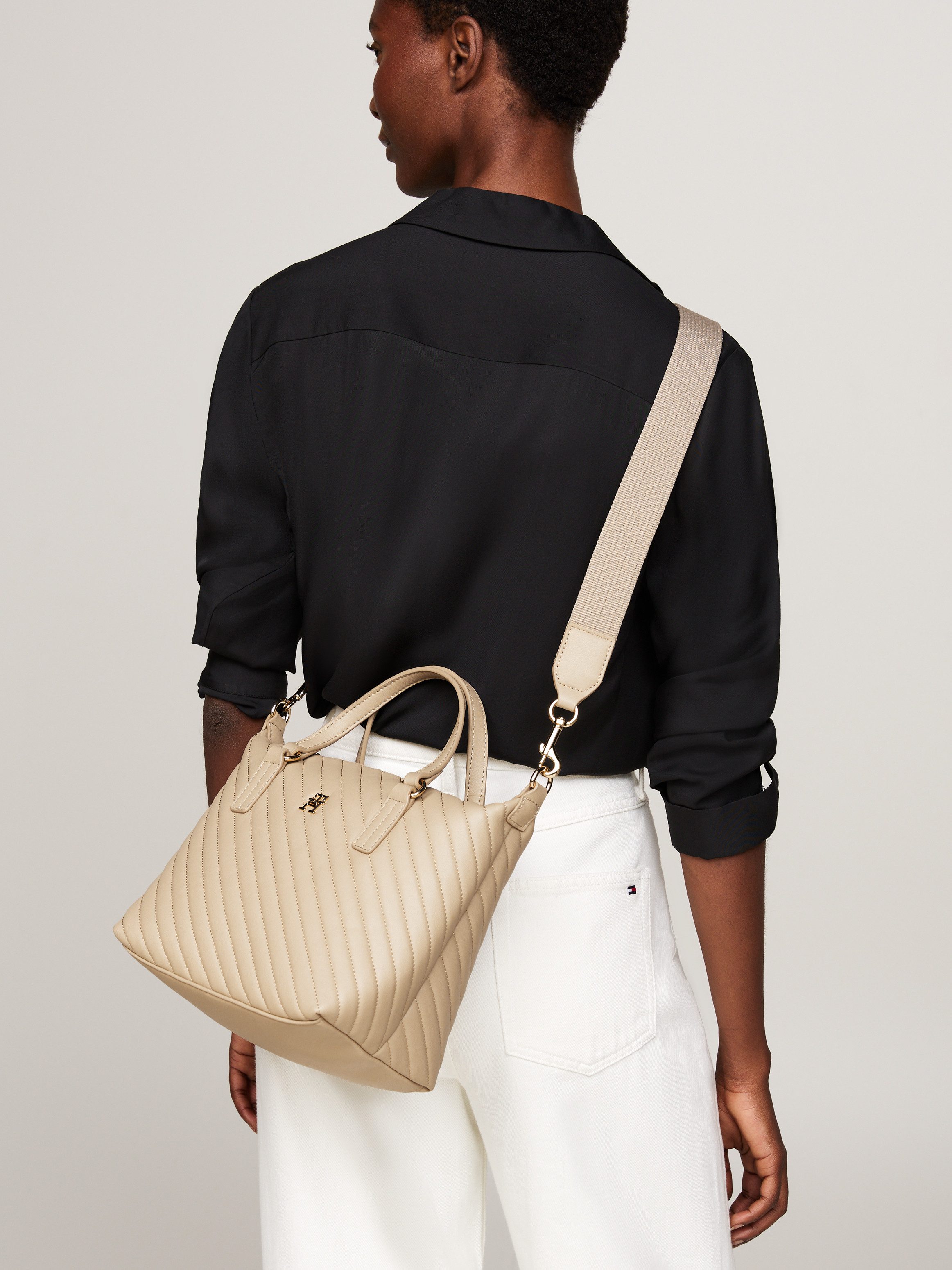 Tommy Hilfiger Shopper Women POPPY REFORM SMALL TOTE QU Tote