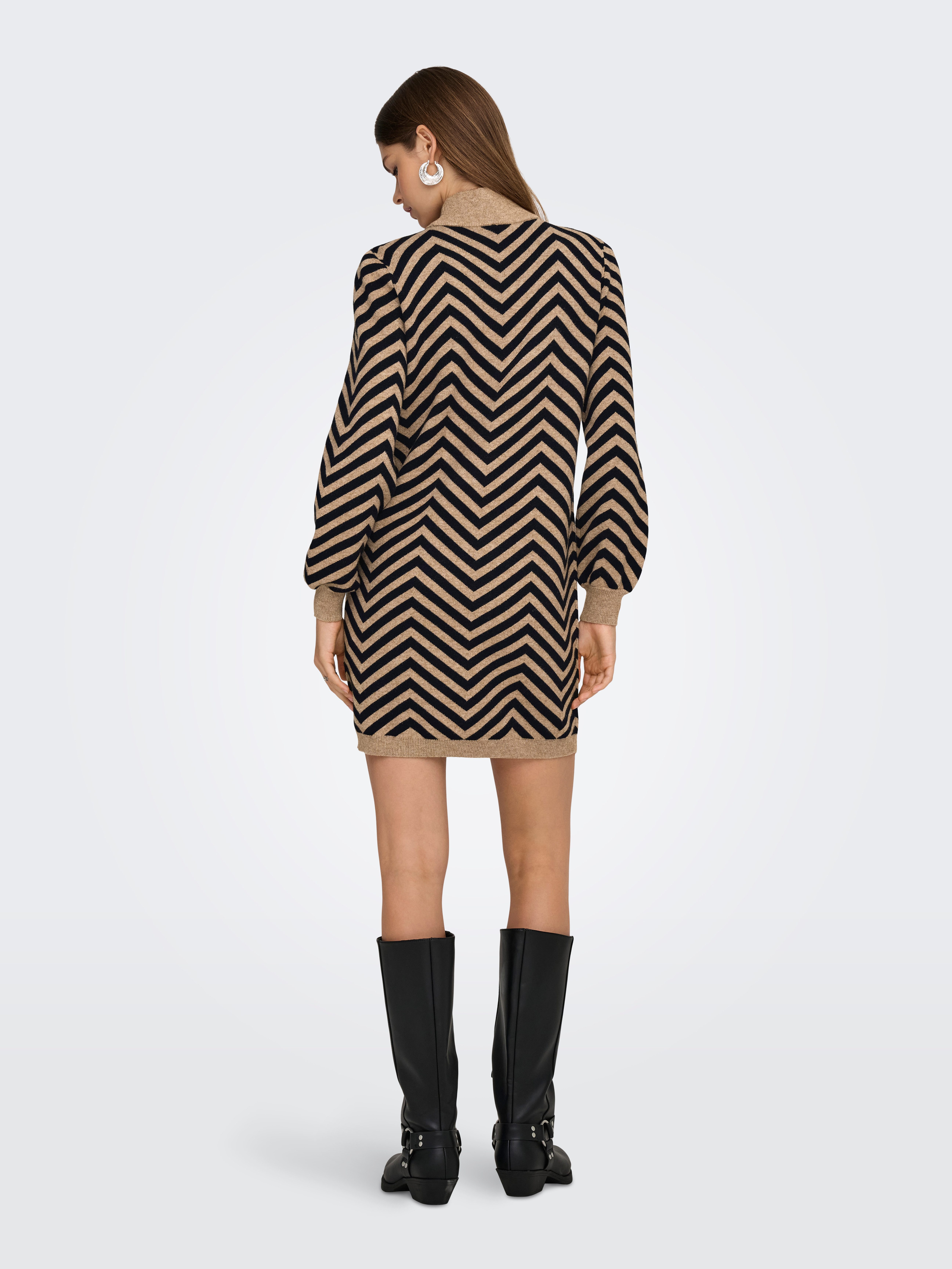 Only Gebreide jurk ONLJULIA LS HIGHNECK PATTERN DRESS KNT