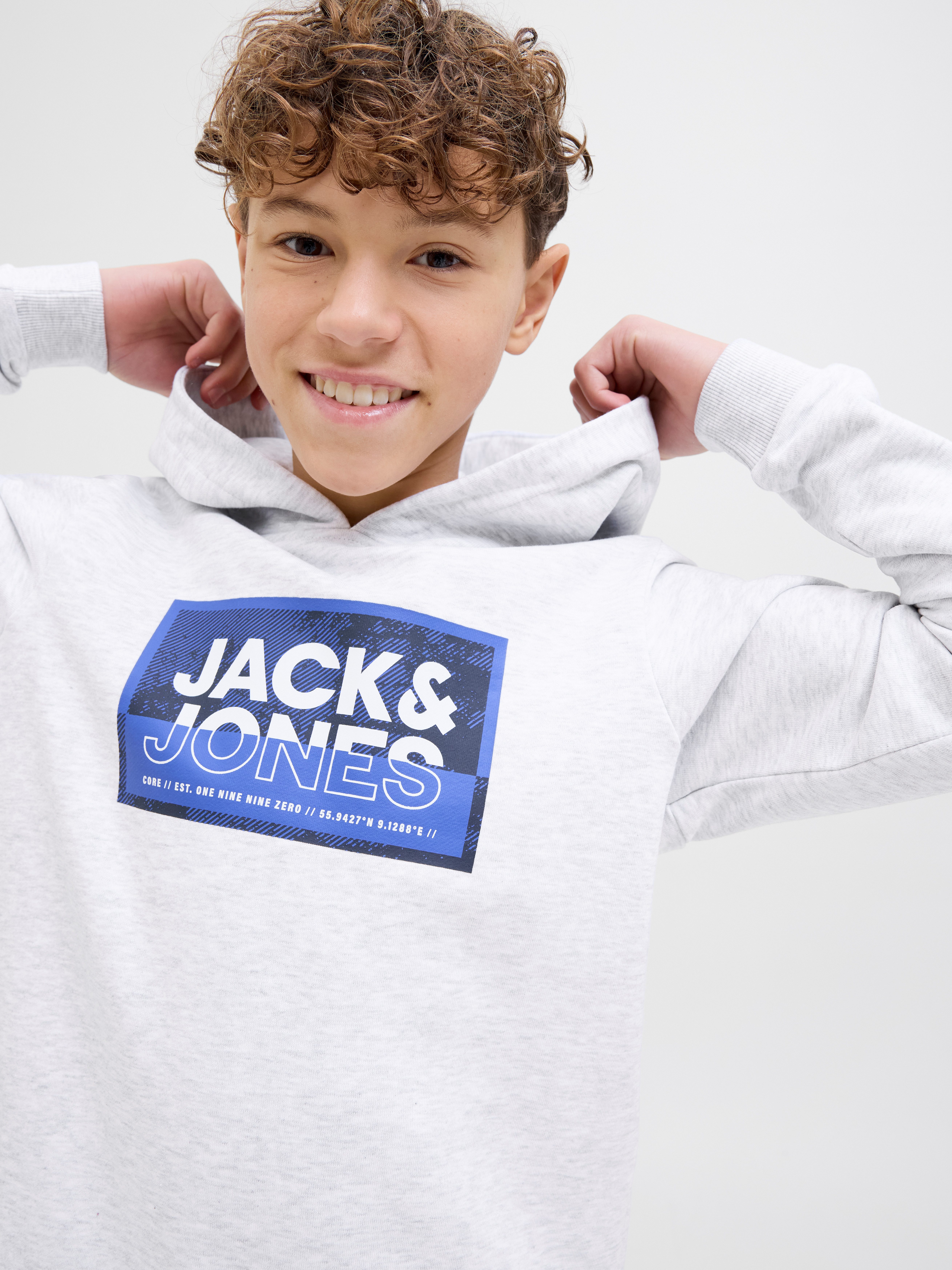 Jack & Jones Junior Hoodie JCOLOGAN SS24 PRINT SWEAT HOOD SN JNR