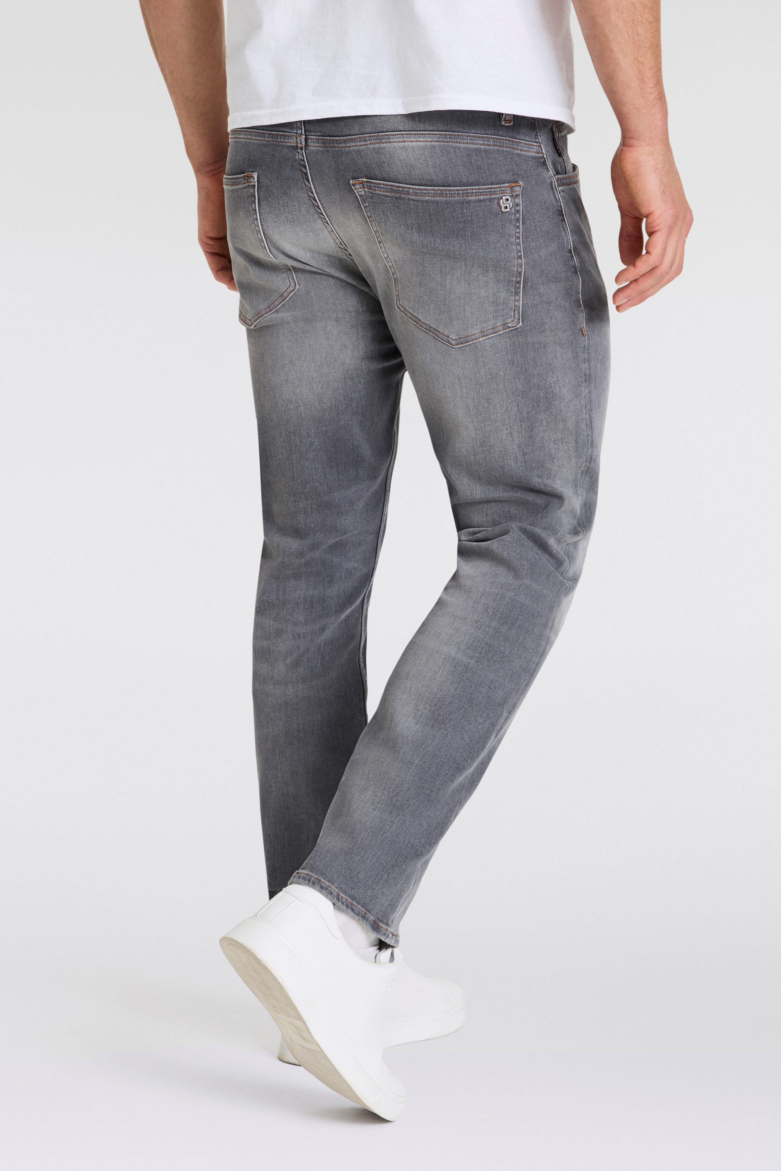 Boss Orange Slim fit jeans DELAWARE BO met lederen boss badge