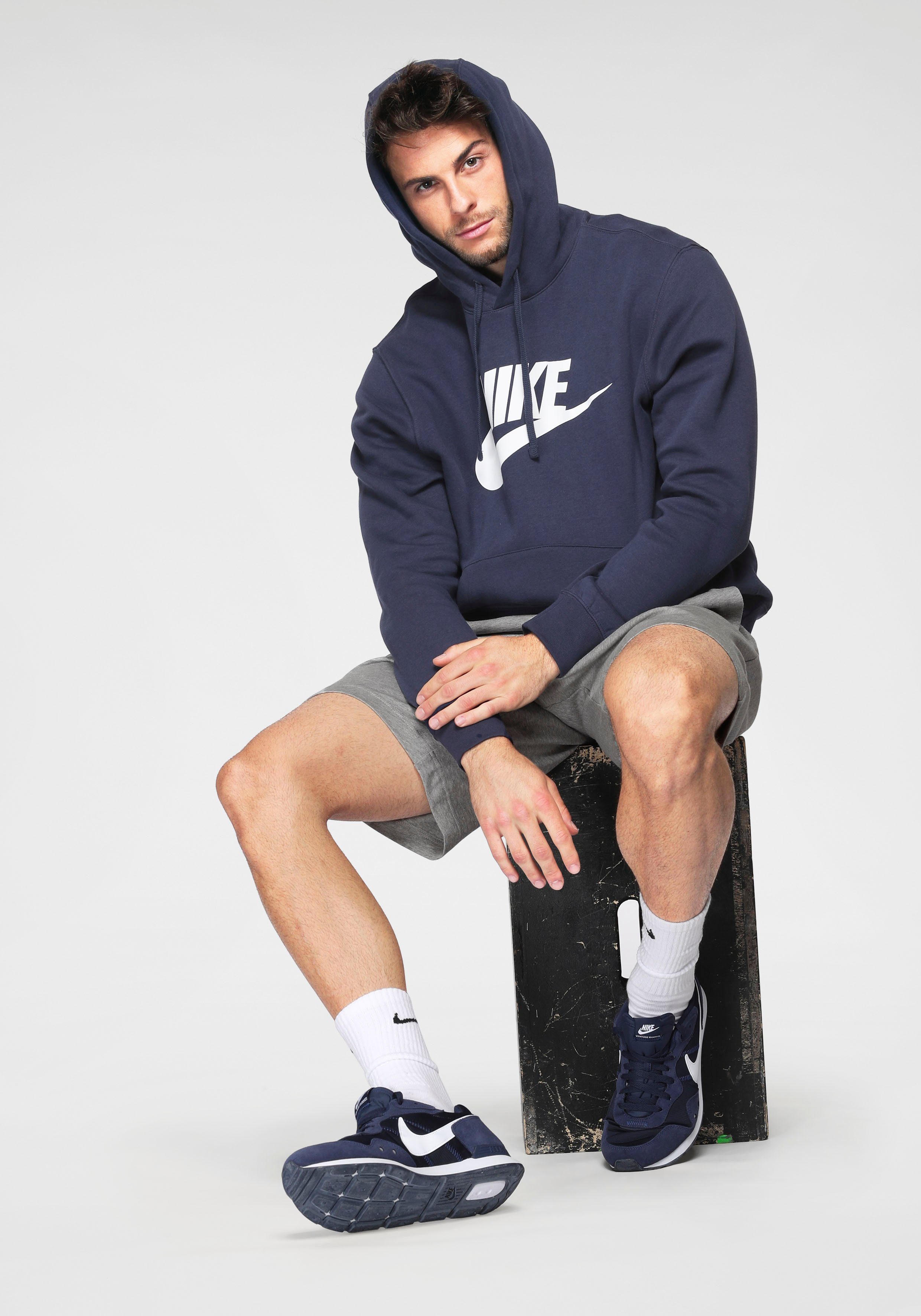 Nike Sportswear Hoodie Club Fleece Men's Graphic Pullover Hoodie