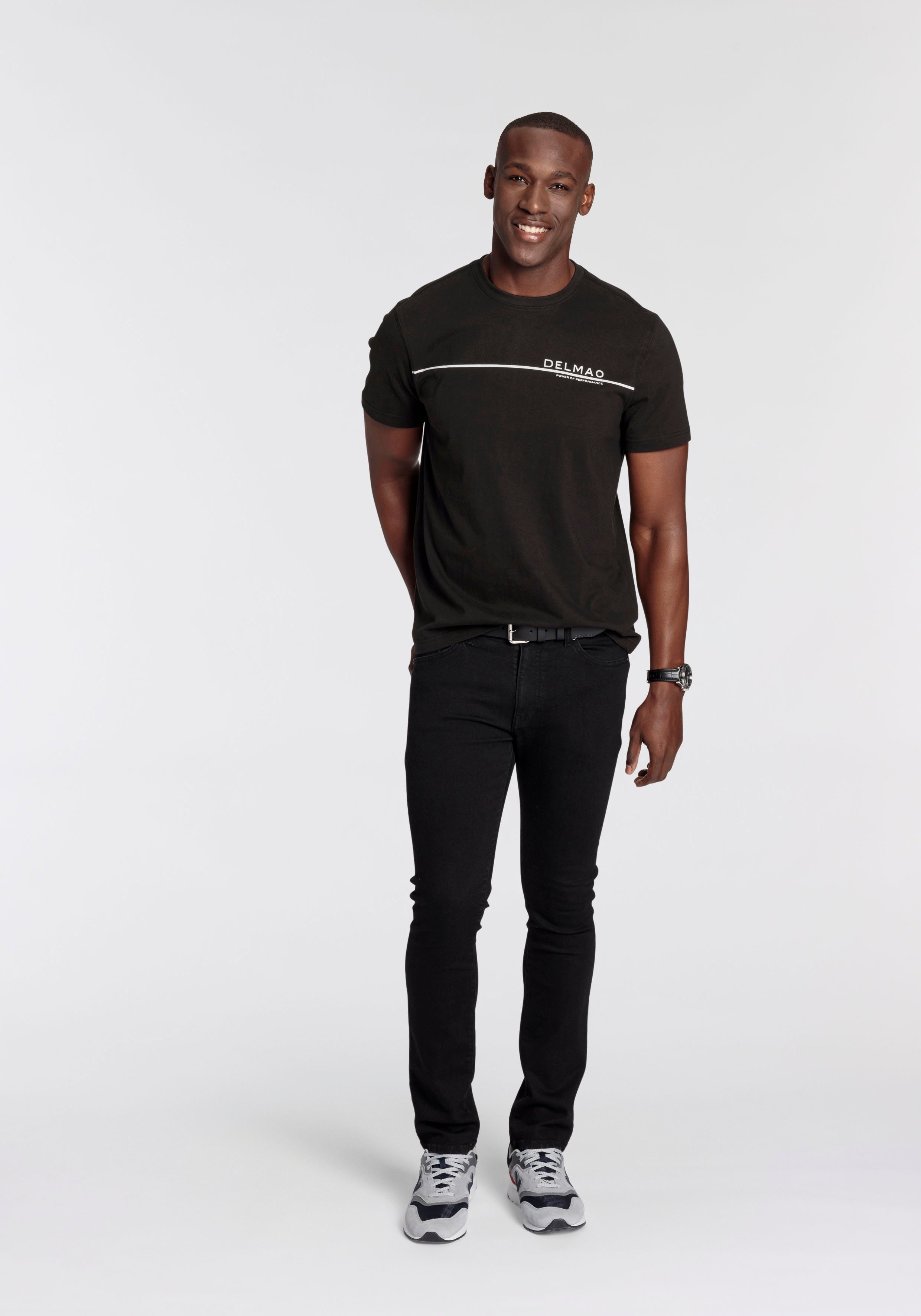 DELMAO T-shirt Korte mouw, met coole print, ronde halslijn, van 100% katoen