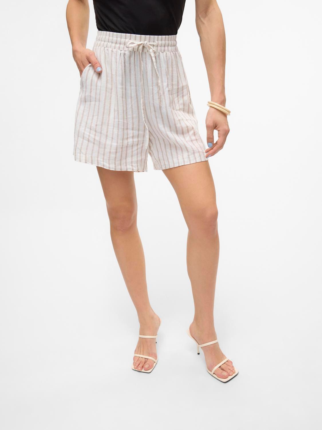 Vero Moda Short VMLINN LINEN SHORTS WVN NOOS