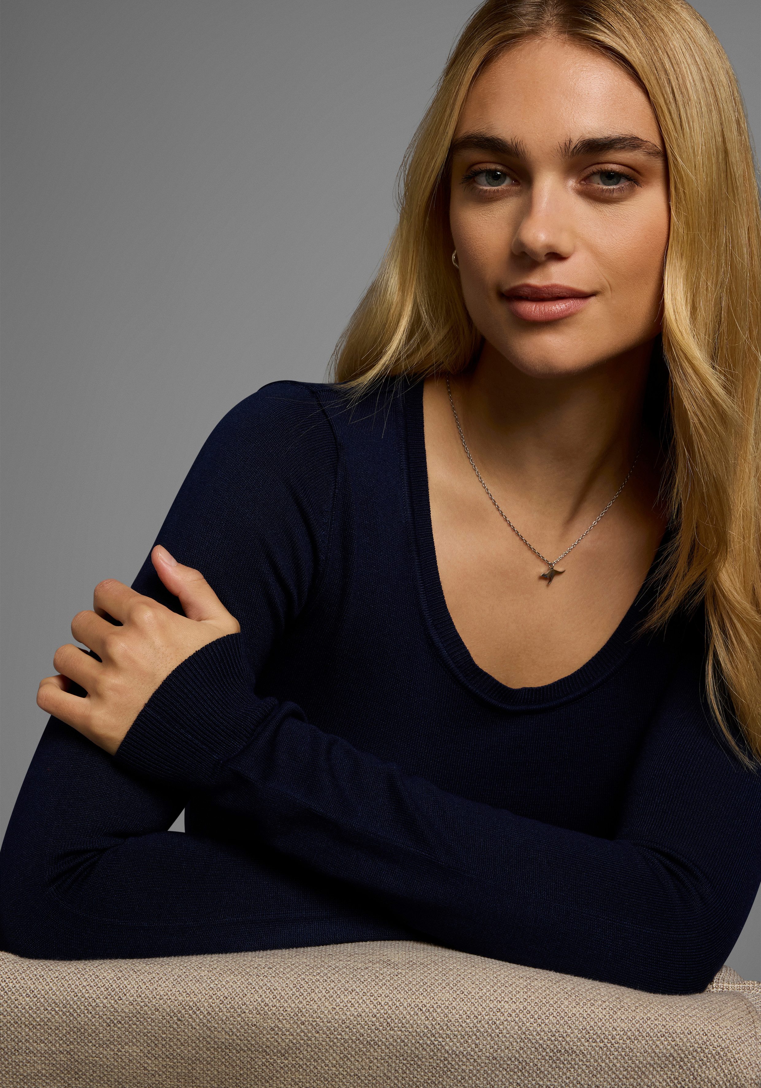 AJC Gebreide jurk figuurvolgend, van viscose en polyamide, lange mouwen, met ribboordjes dames gebreide jurken maat 42 blauw