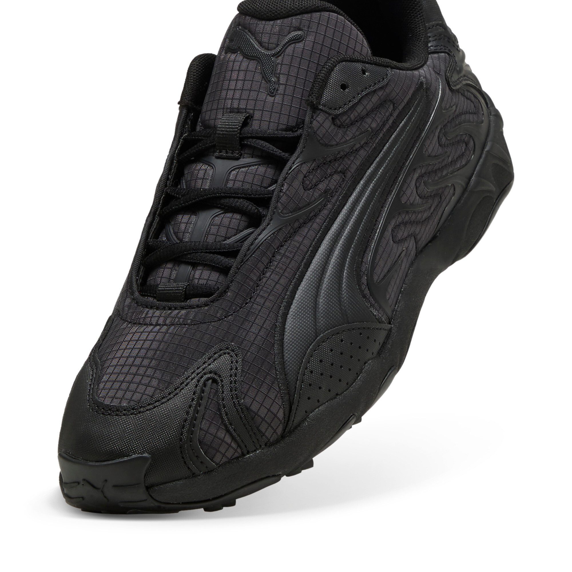 PUMA Sneakers