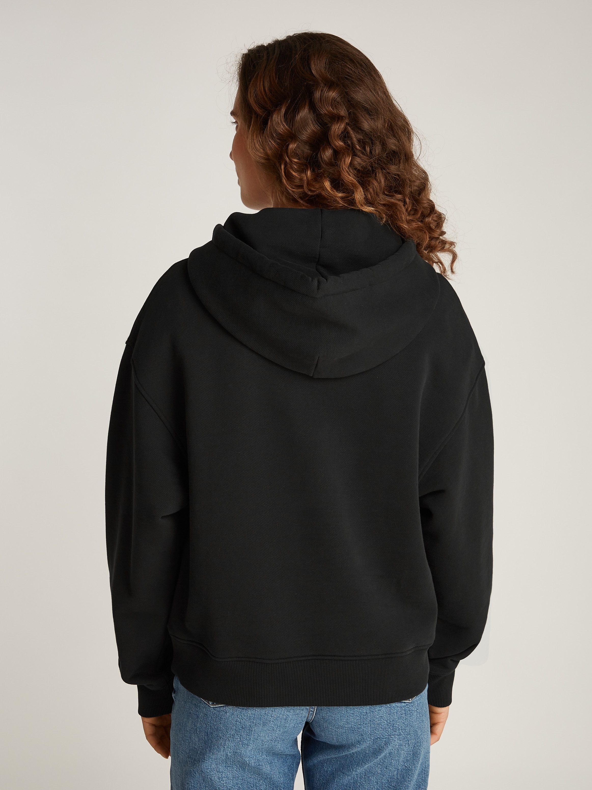 Tommy Jeans Curve Hoodie TJW BXY BADGE HOODIE EXT in grote maten, capuchon, badge