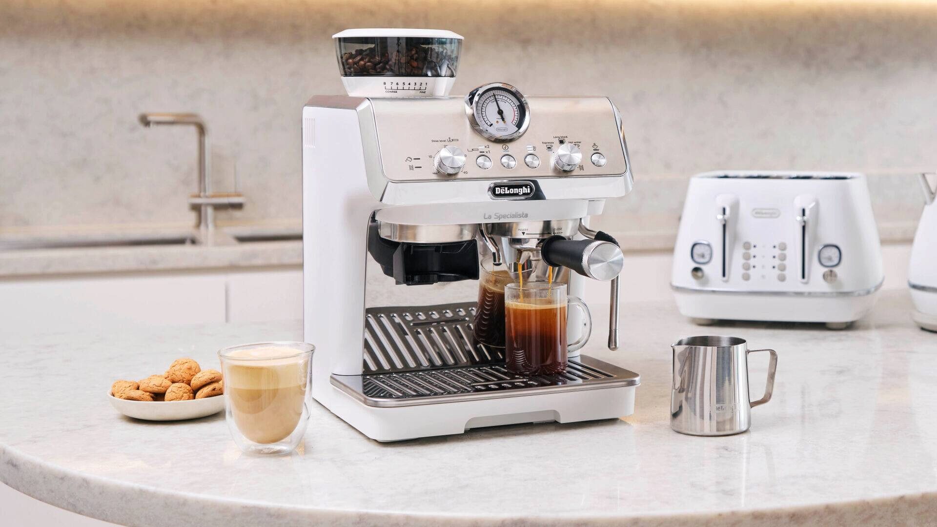 De'Longhi Espressomachine LA SPECIALISTA EC9155.W
