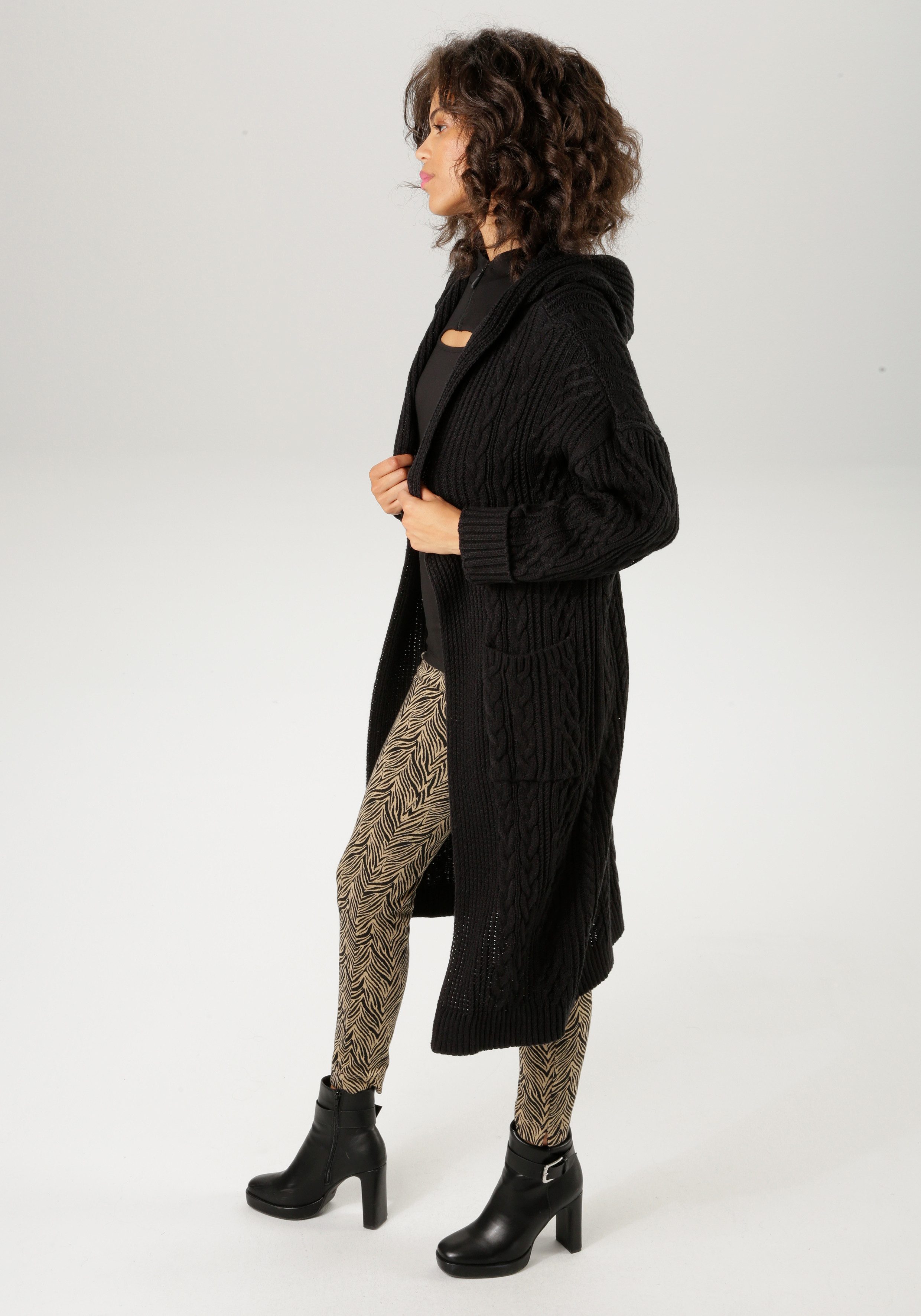 Aniston CASUAL Vest in trendy vlecht- en ajourpatroon-mix
