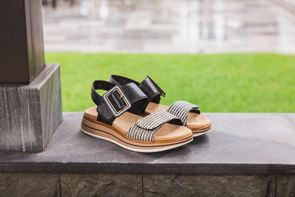 Remonte Sleehaksandaaltjes ELLE-Collection , zomerschoen, sandalen, comfortschoen met praktische klittenbandsluitingen
