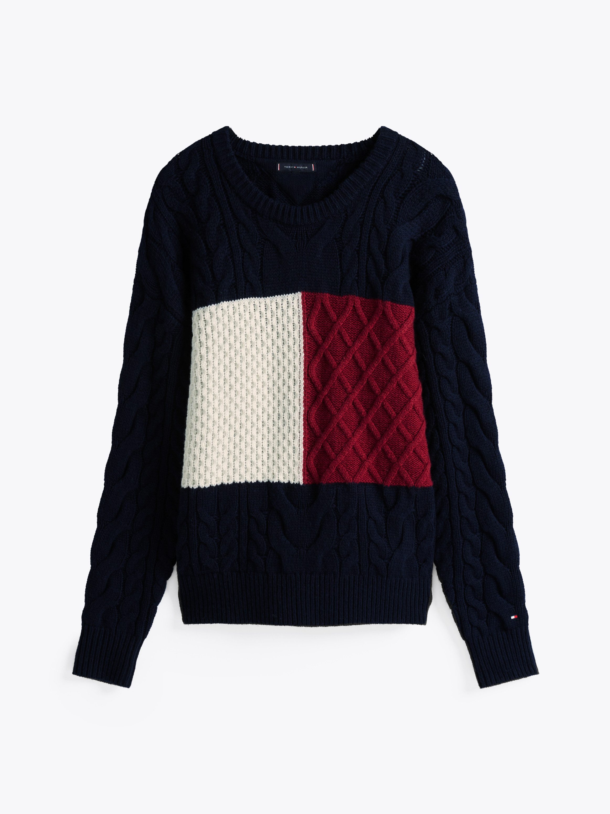 Tommy Hilfiger Trui met ronde hals CABLE FLAG SWEATER met colorblocking-ontwerp aan de voorkant