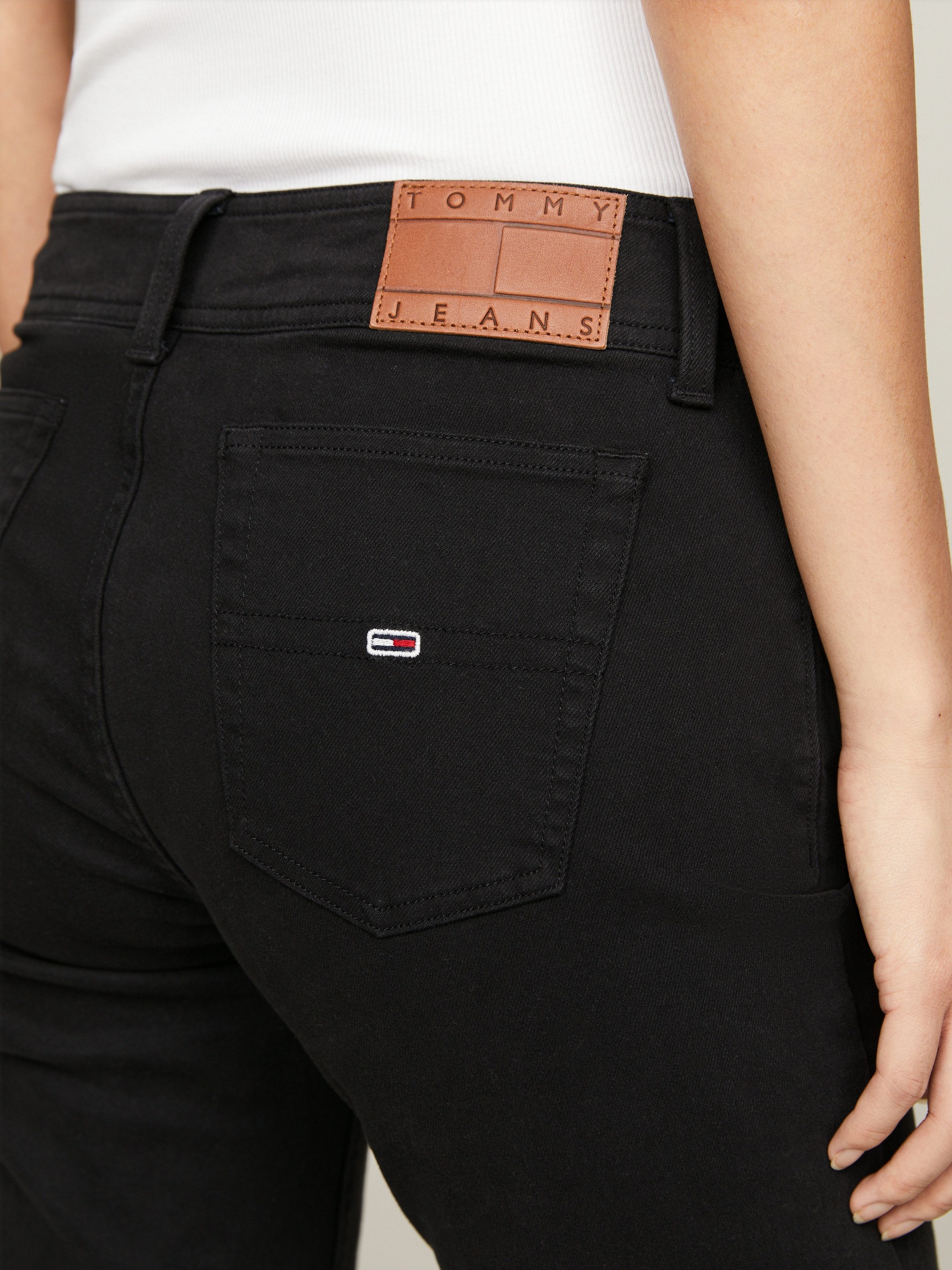 TOMMY JEANS Geweven broek TJW GMD LW FLARE in 5-pocketsstijl