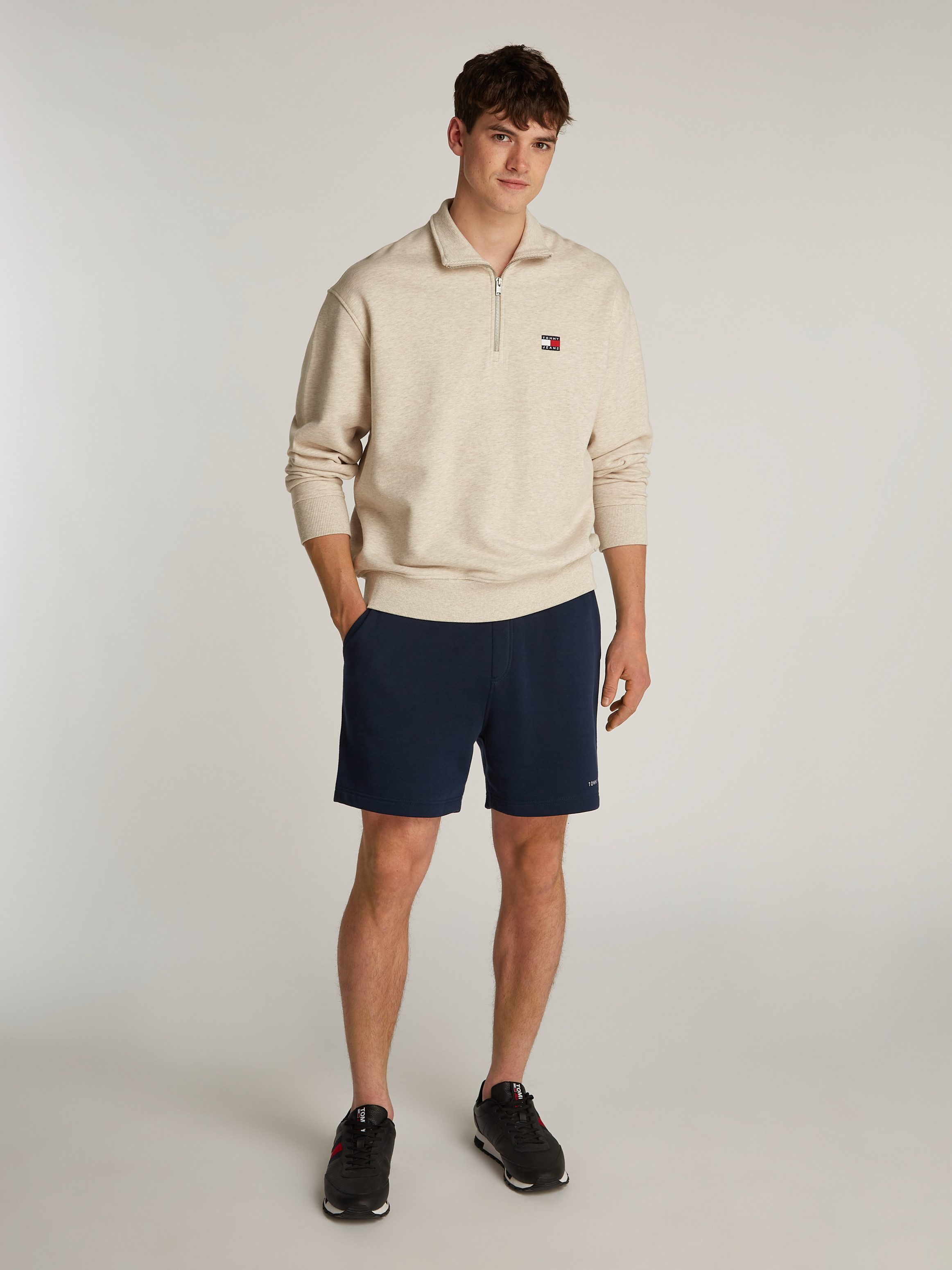 TOMMY JEANS Sweatshort TJM REG LINEAR SHORT