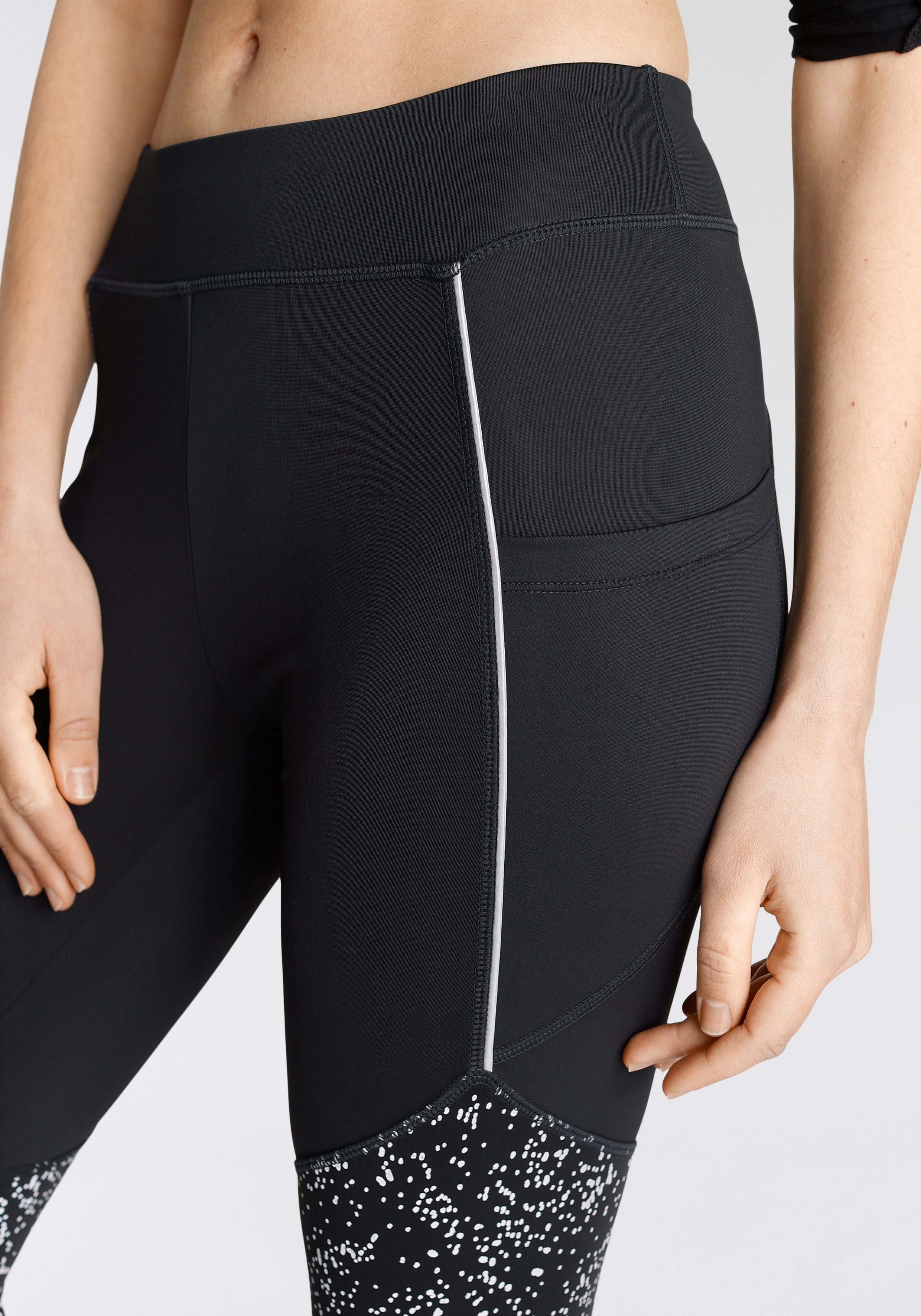 active by Lascana Functionele legging met reflecterende print
