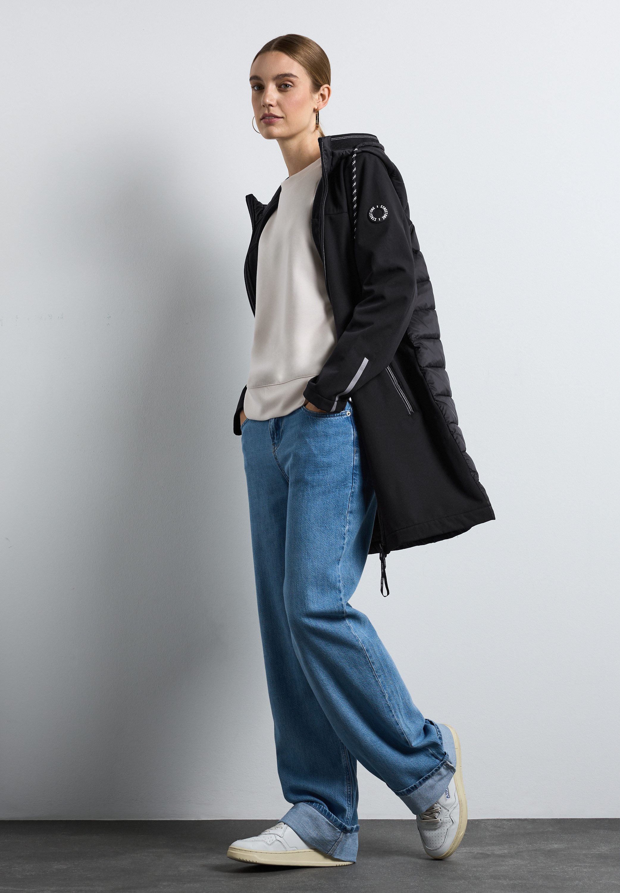 STREET ONE Softshell-jack capuchon met rijgkoord