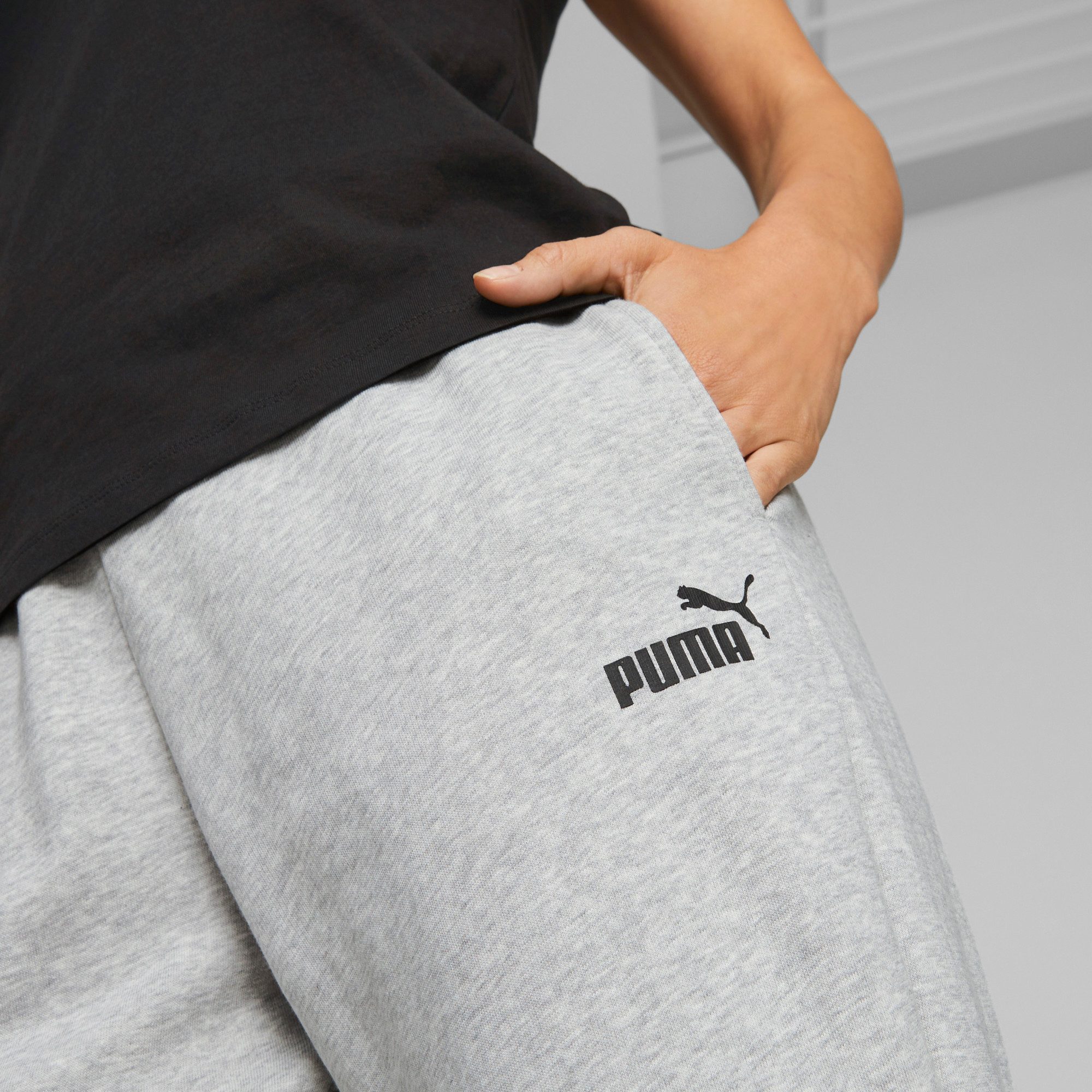 PUMA Joggingbroek ESS SWEATPANTS TR CL