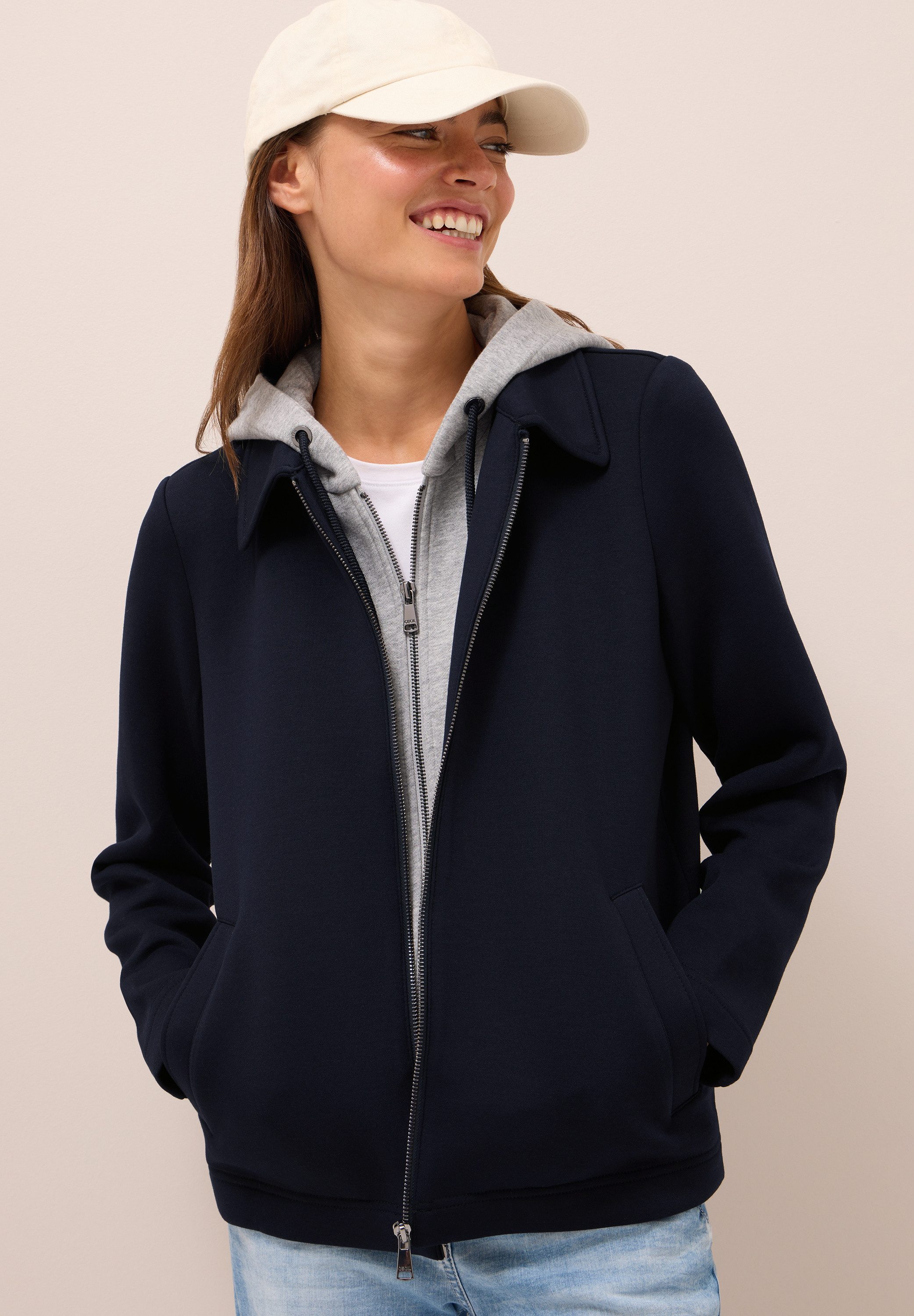 Cecil Outdoorjack met een capuchon