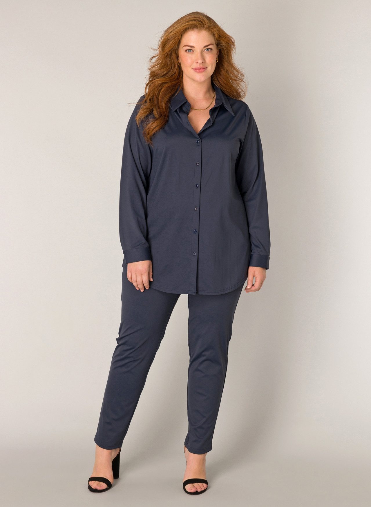 Base Level Curvy Blouse met lange mouwen Lara met stretch