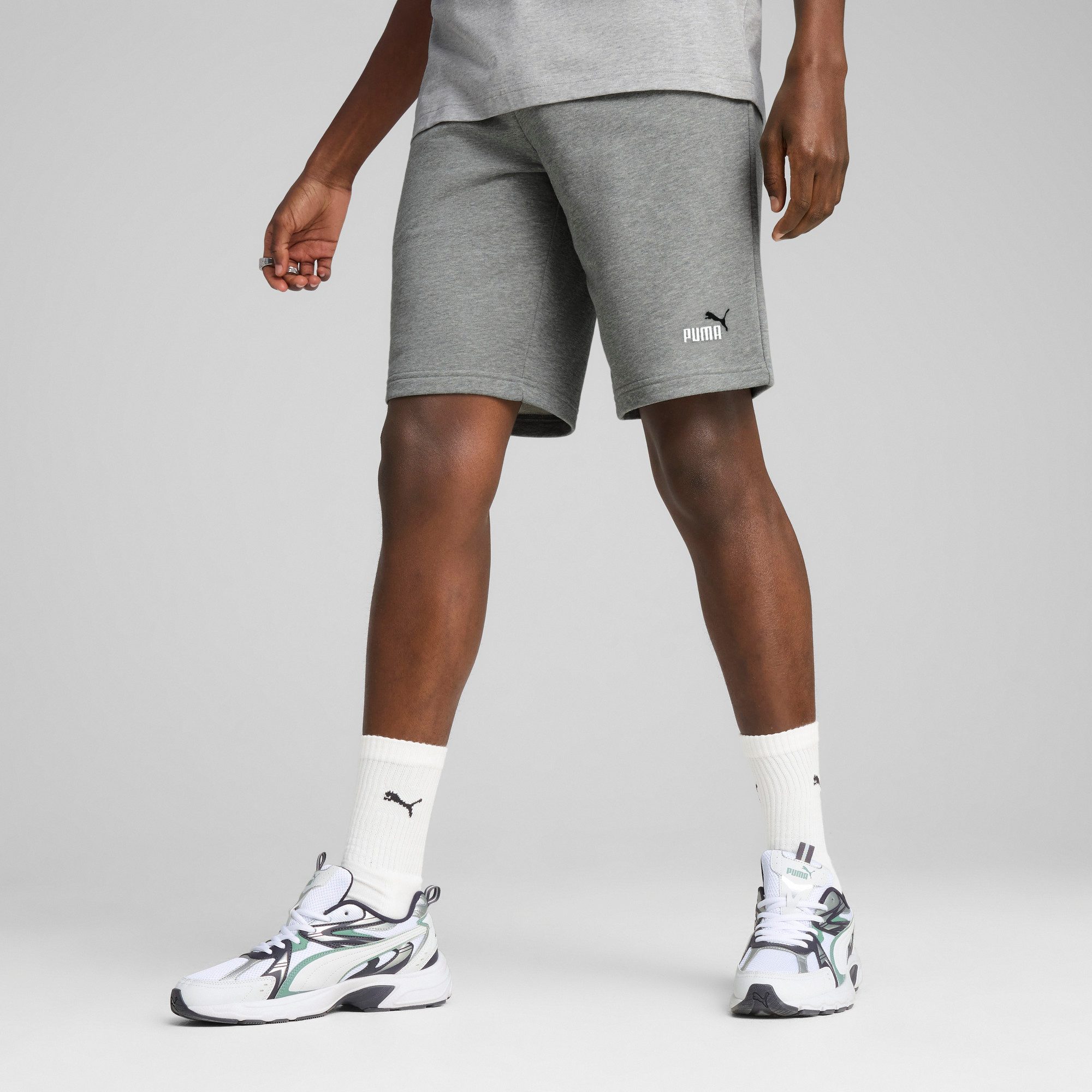 PUMA Trainingsshort ESS 2 COLOR NO. 1 LOGO SHORTS 10" TR heren sportshorts maat M grijs