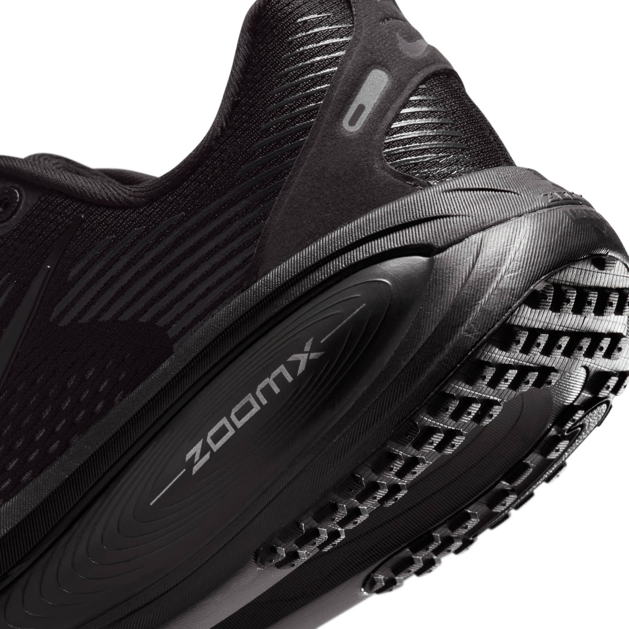 Nike Runningschoenen W NIKE VOMERO 18