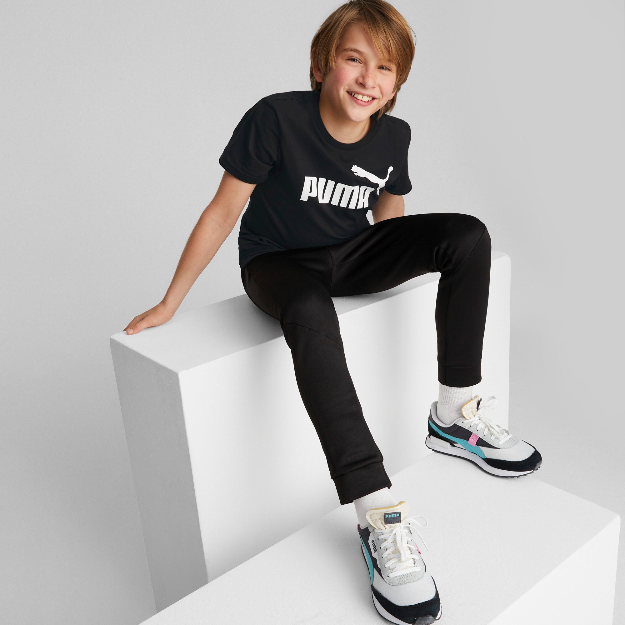 PUMA T-shirt ESS LOGO TEE B
