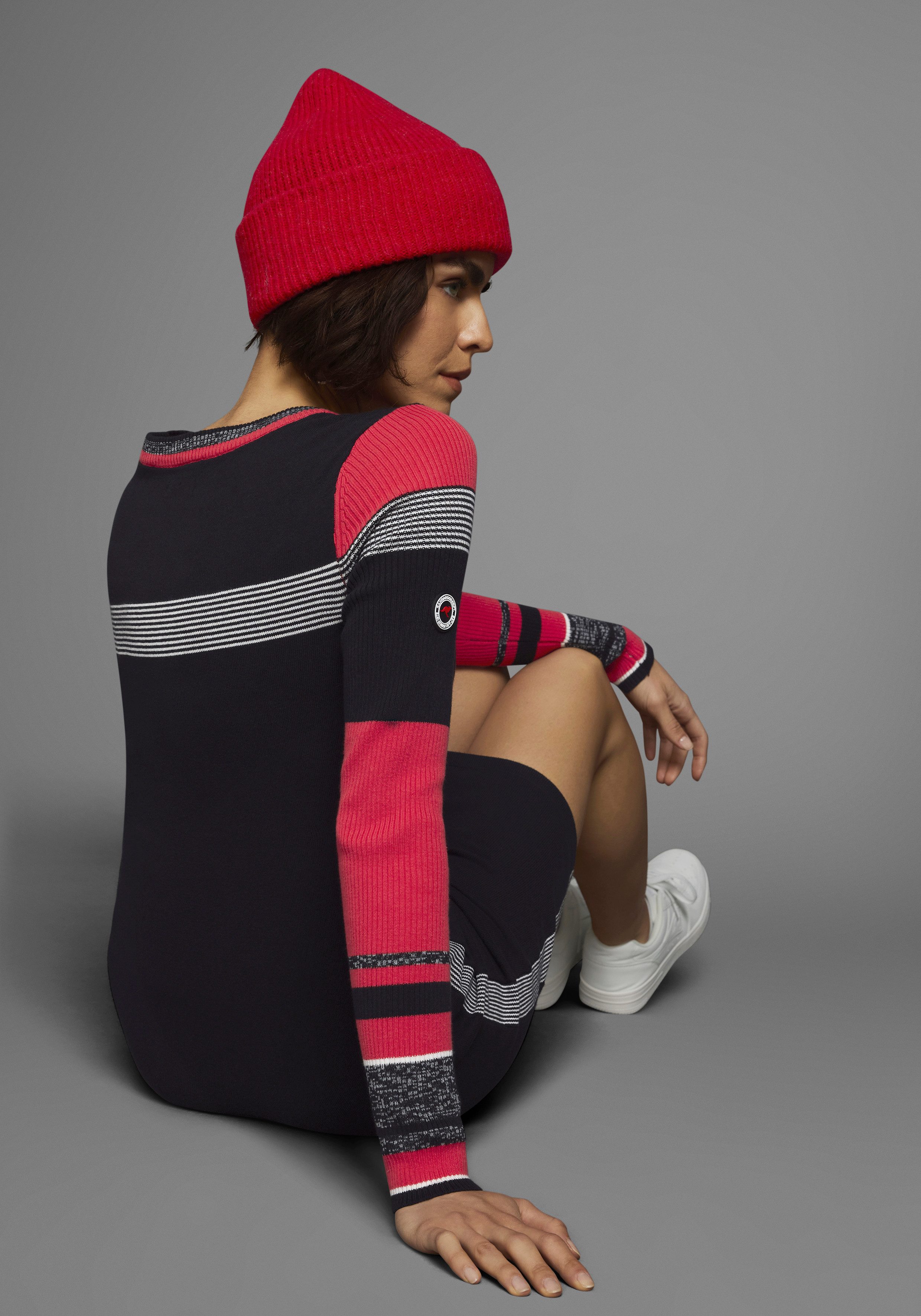 KangaROOS Gebreide jurk figuurvolgend, lang, sportieve look, van katoenmix, lange mouwen